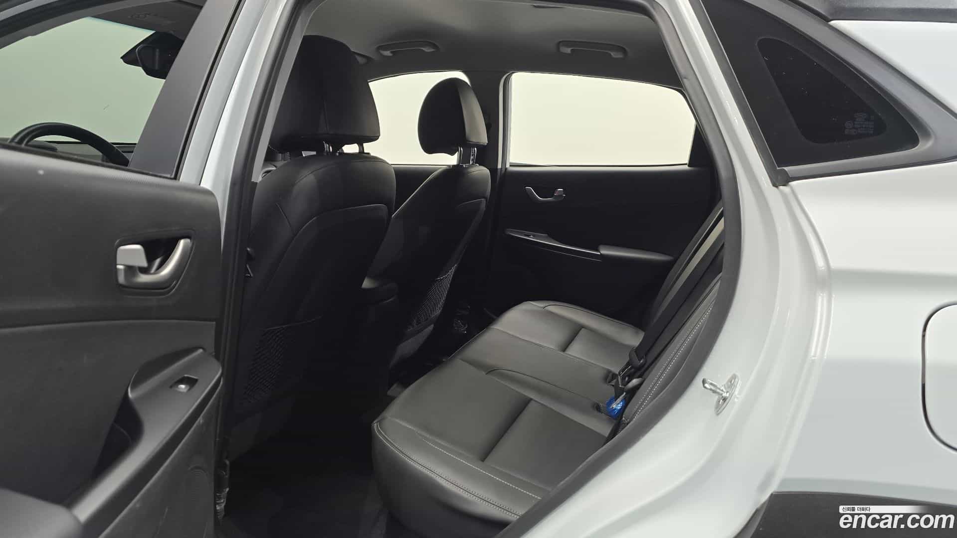 Kona Hyundai 2019.10-OPTION-016