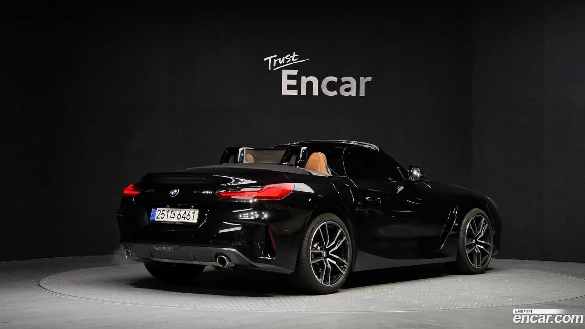 Z4 BMW 2020.11-OUTER-002