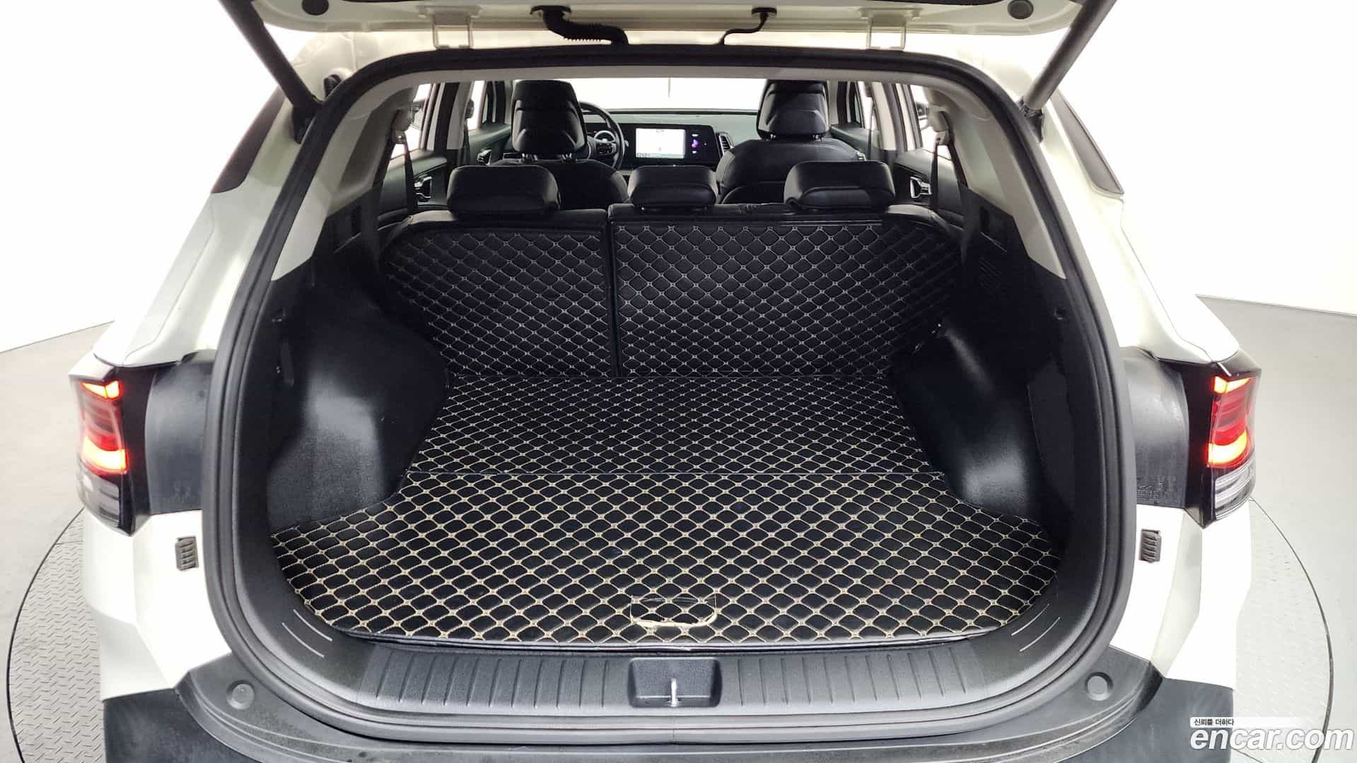 Sportage Kia 2021.8-OPTION-024