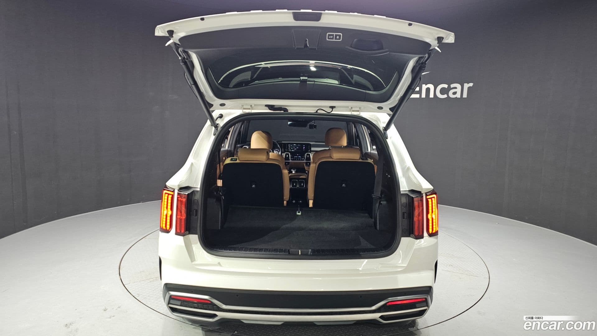 Main__Slider__Photo:Sorento Kia 2021.11-19