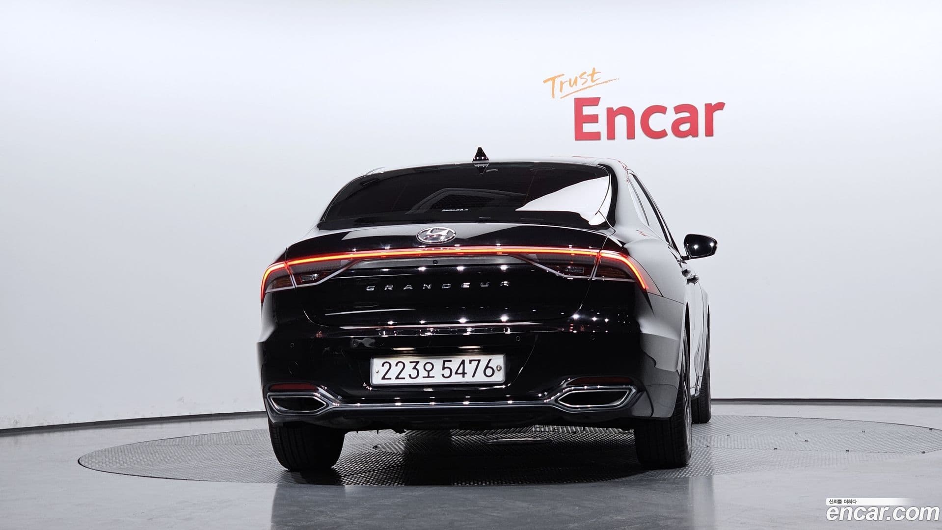 Main__Slider__Photo:Grandeur Hyundai 2020.4-3