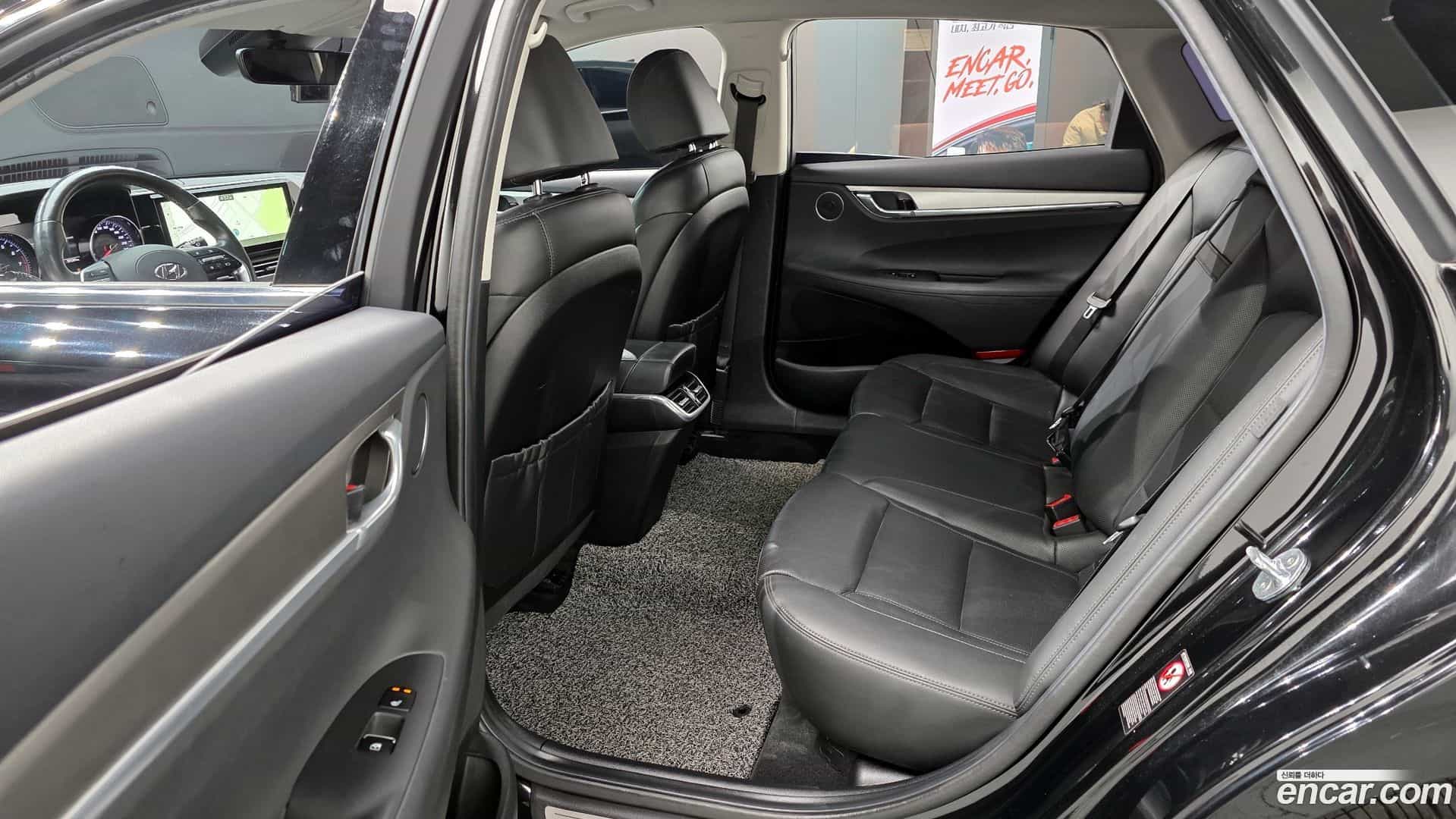 Grandeur Hyundai 2020.4-OPTION-016