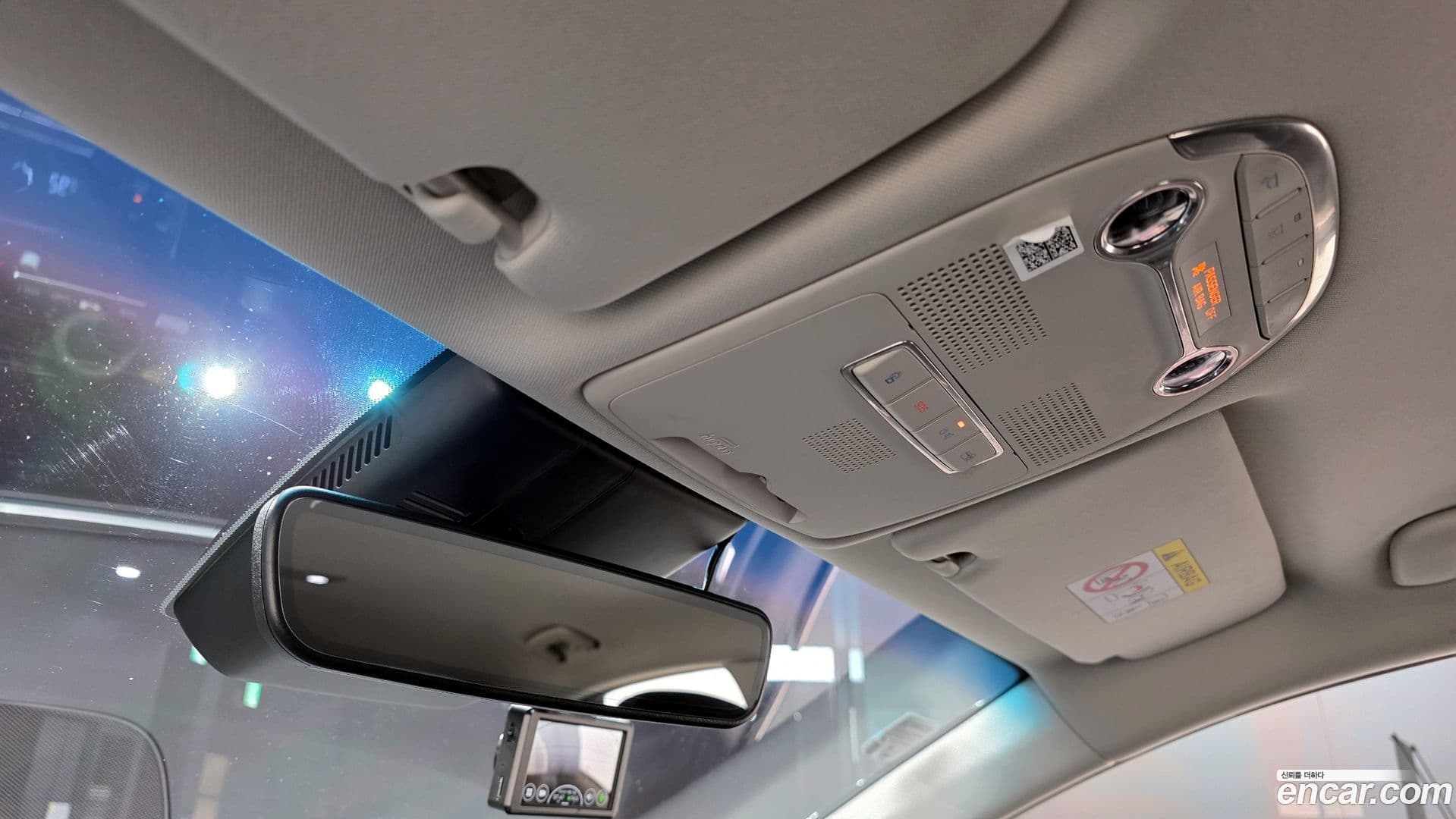 Main__Slider__Photo:Grandeur Hyundai 2020.4-18