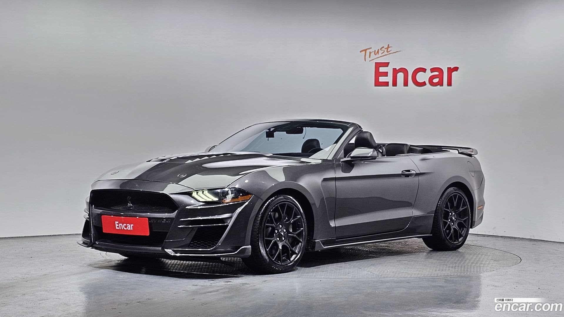 Main__Slider__Photo:Mustang Ford 2020.3-0