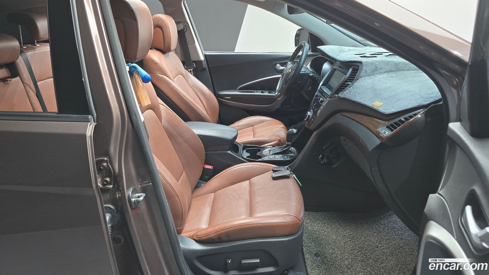 Main__Slider__Photo:Maxcruz Hyundai 2015.2-9