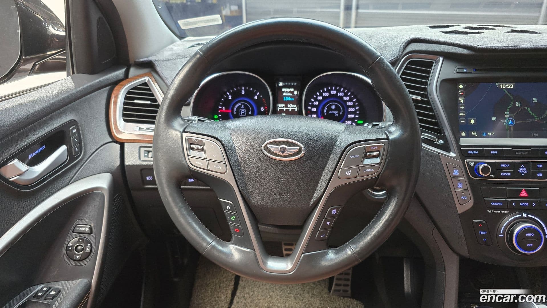 Main__Slider__Photo:Maxcruz Hyundai 2015.2-13