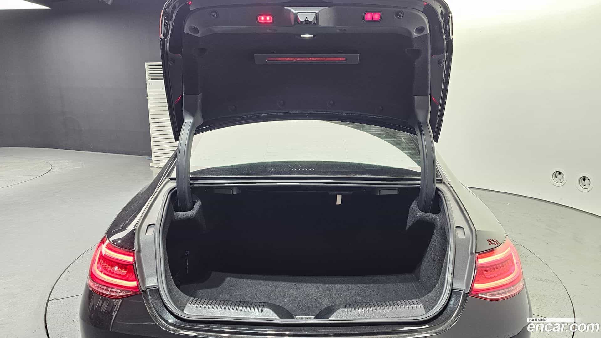 CLS-Class Mercedes-Benz 2018.11-OPTION-024