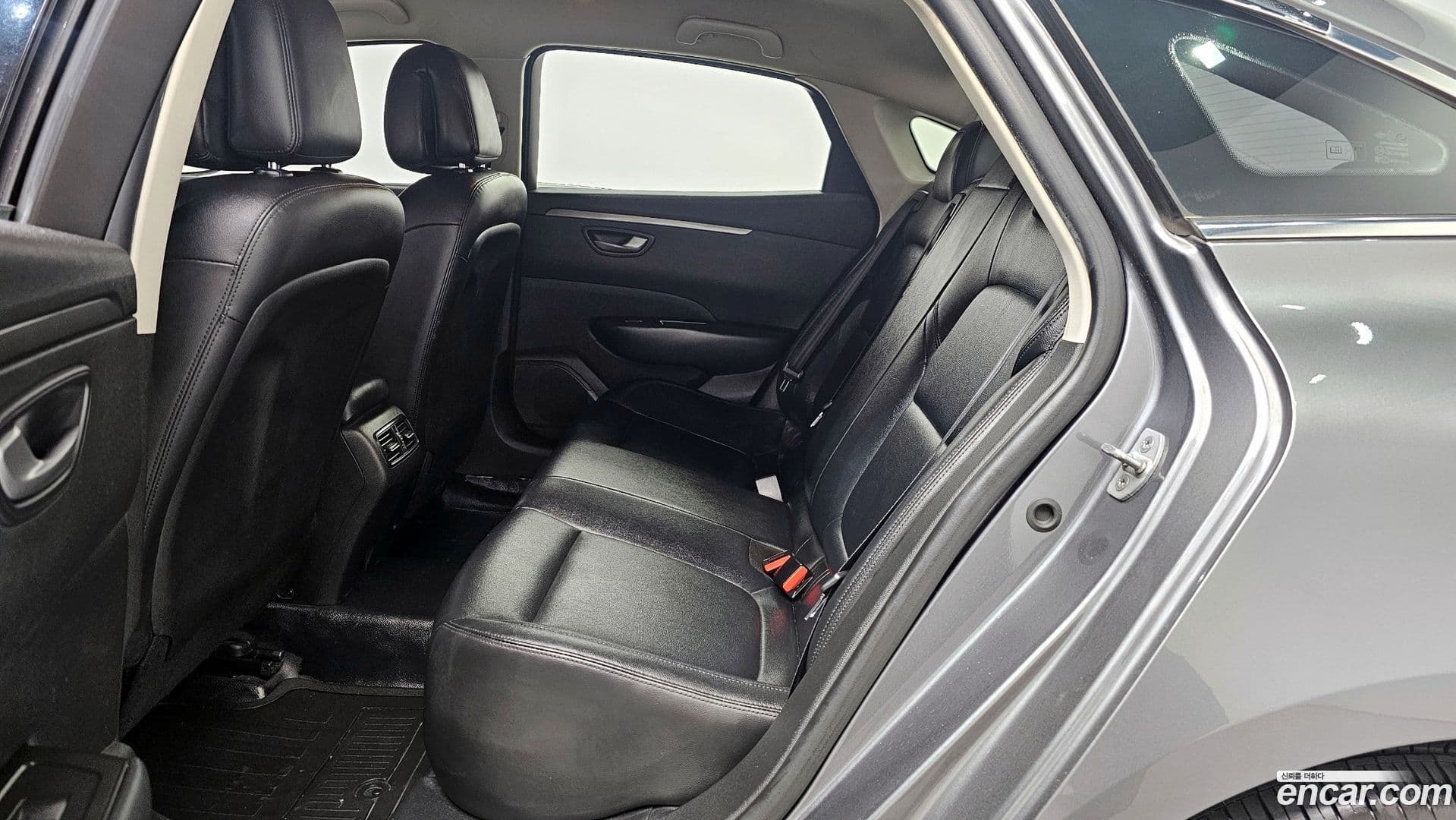 Main__Slider__Photo:SM6 Renault-KoreaSamsung 2018.5-12