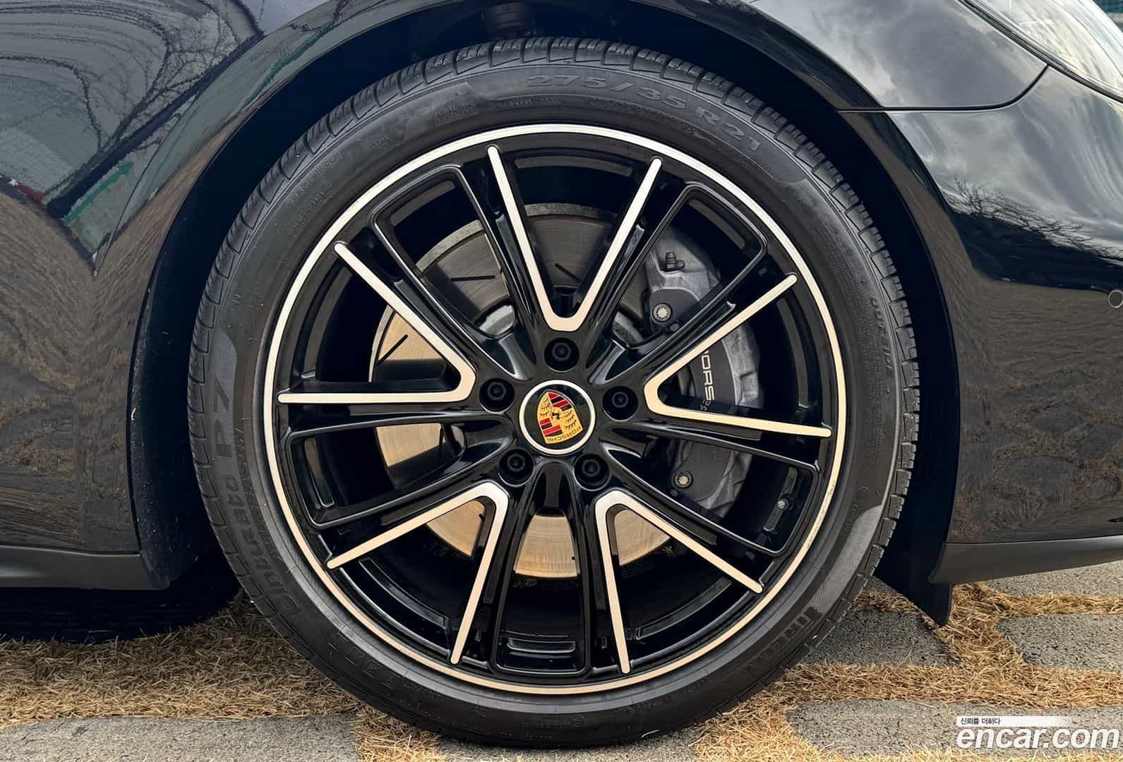 Panamera Porsche 2021.2-INNER-009