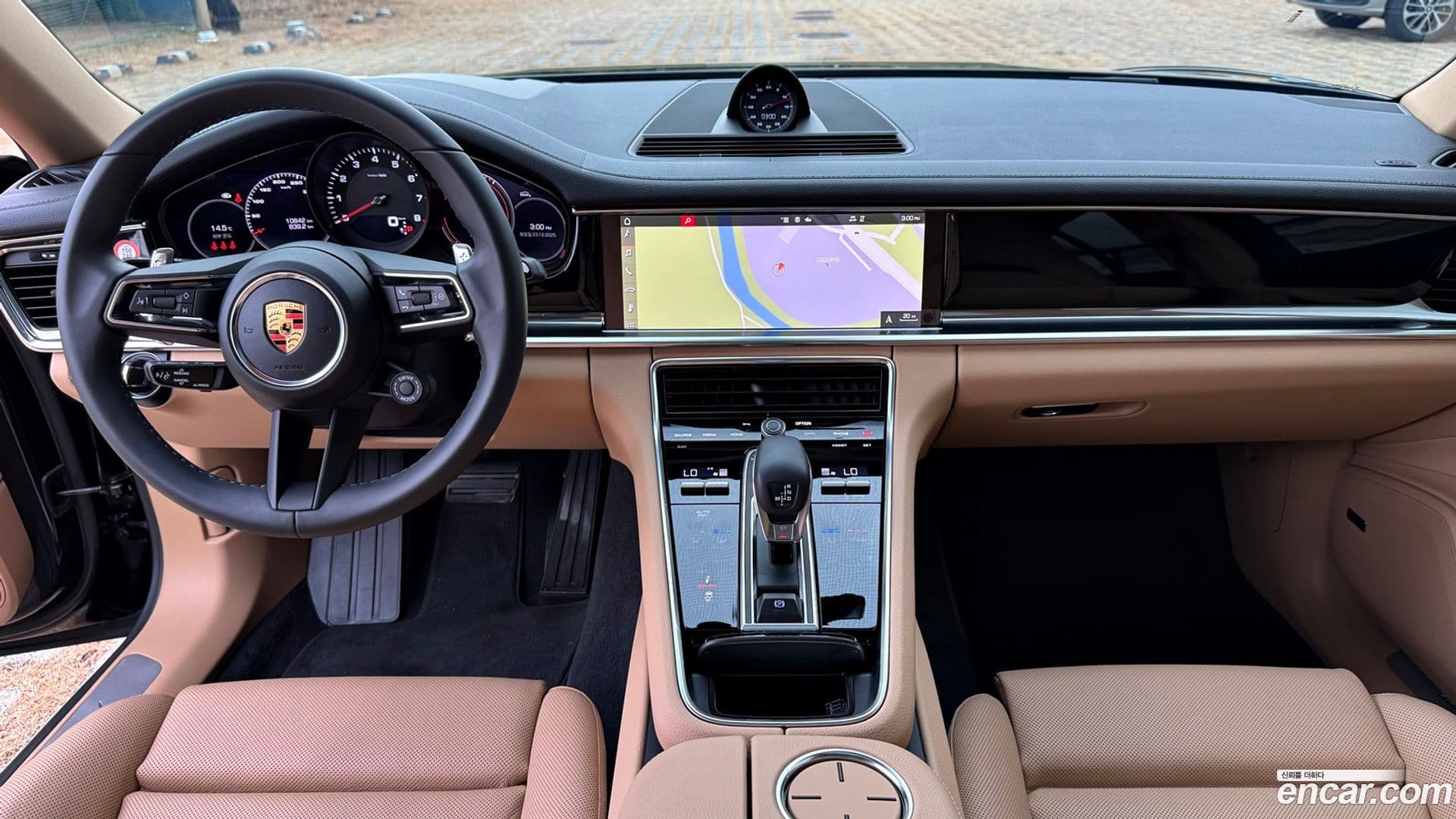 Main__Slider__Photo:Panamera Porsche 2021.2-10