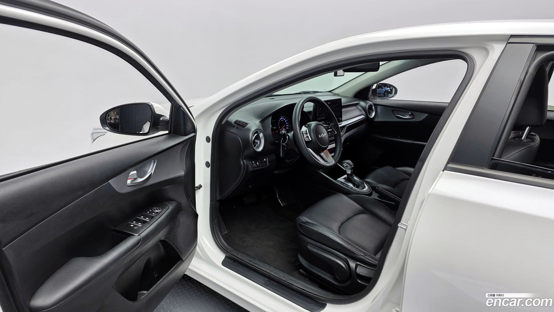 Main__Slider__Photo:K3 Kia 2021.6-9