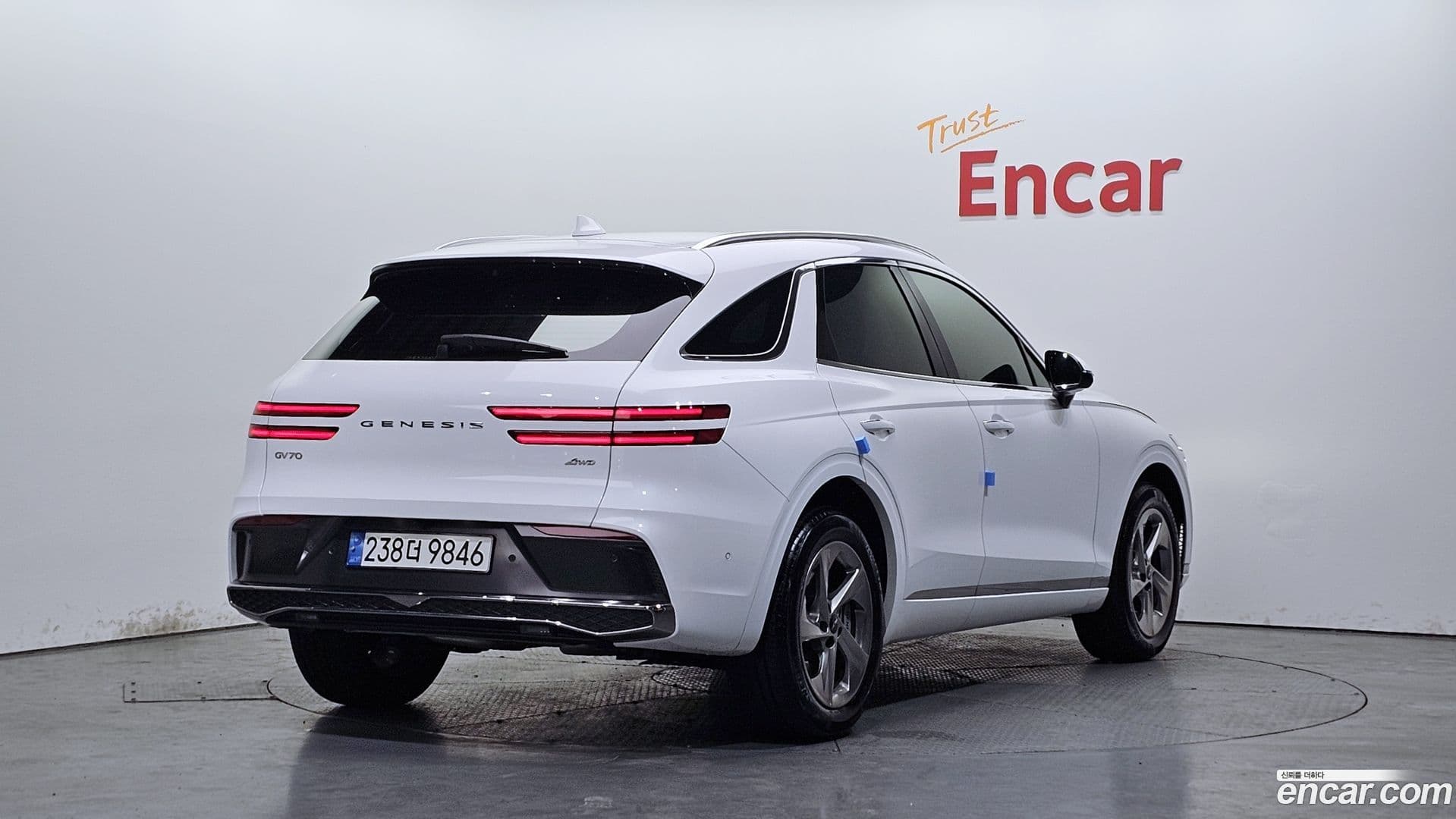 Main__Slider__Photo:GV70 Genesis 2025.2-1