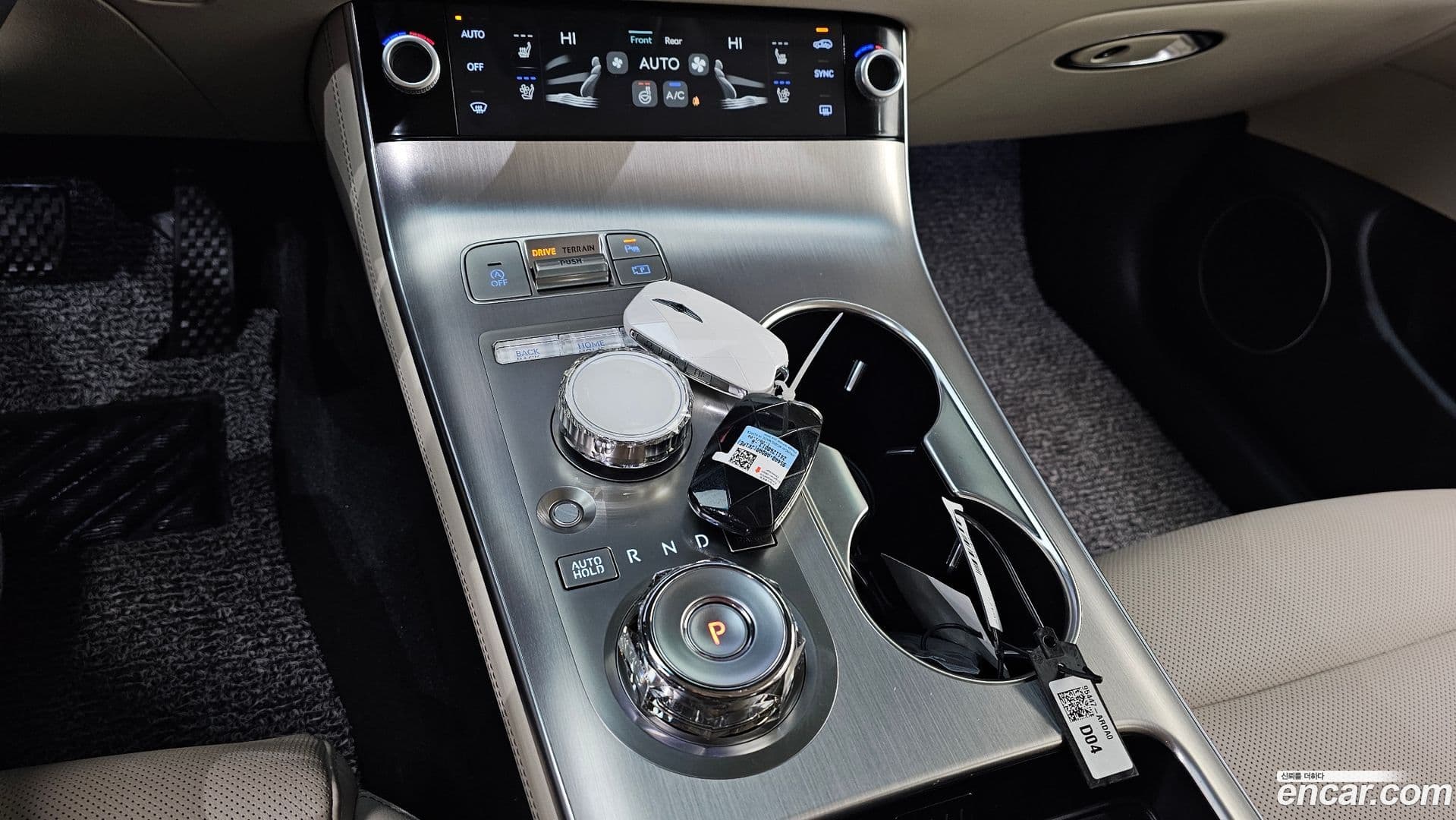 Main__Slider__Photo:GV70 Genesis 2025.2-8