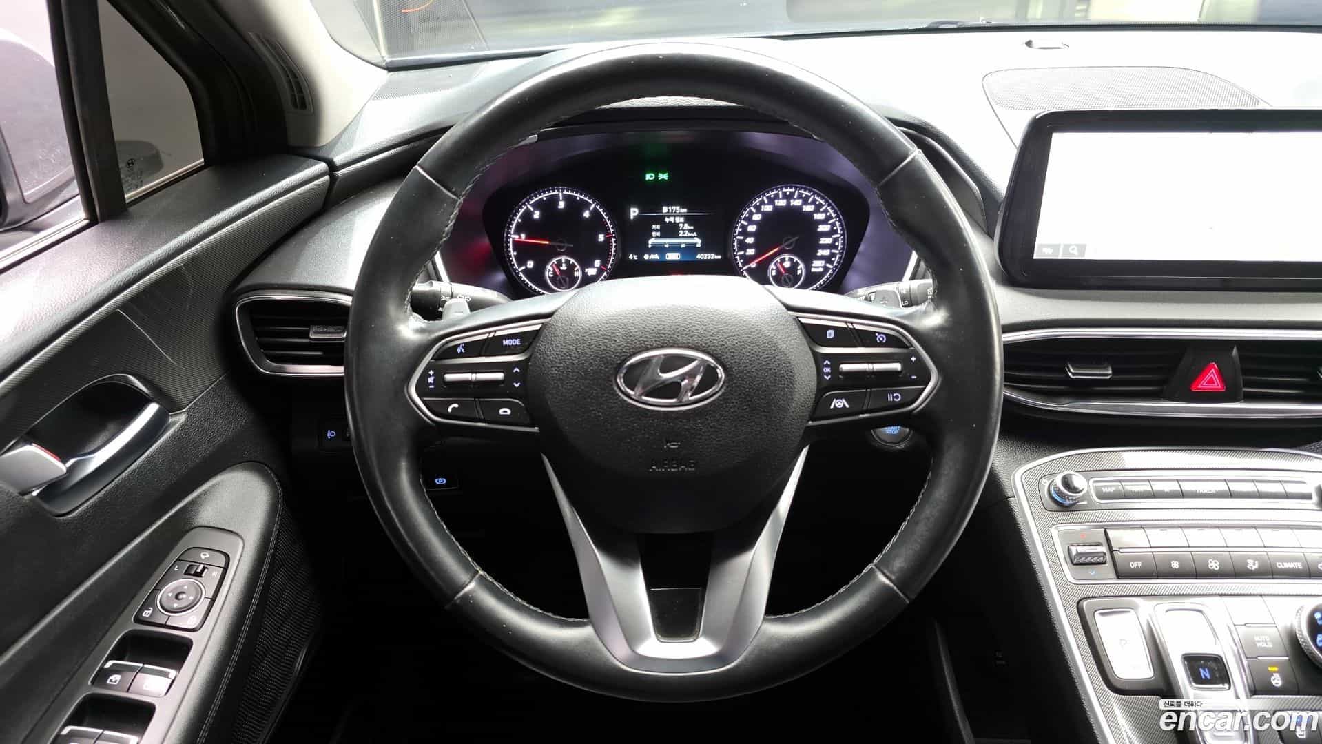 Santafe Hyundai 2022.11-OPTION-017