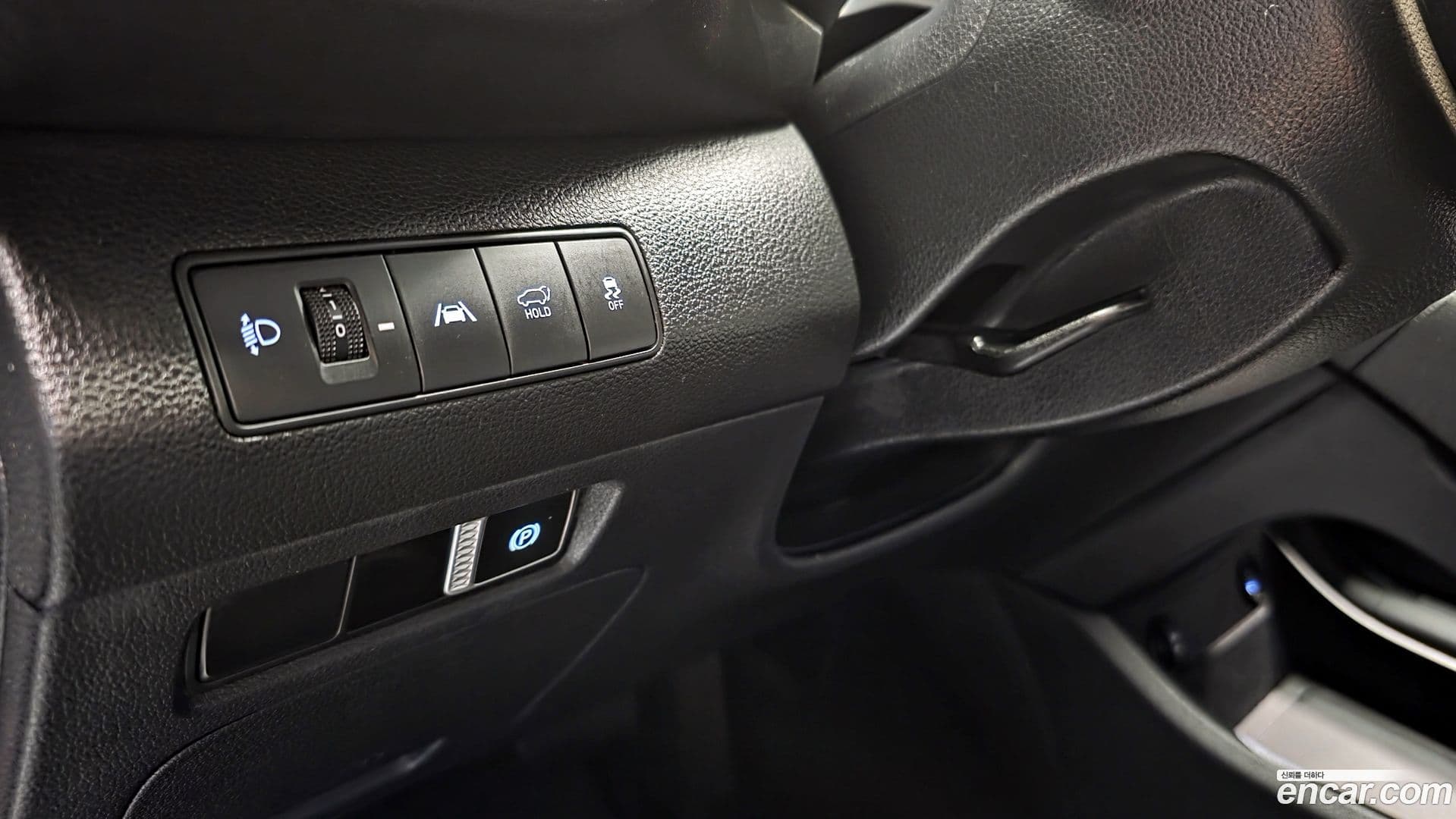 Main__Slider__Photo:Santafe Hyundai 2022.11-14