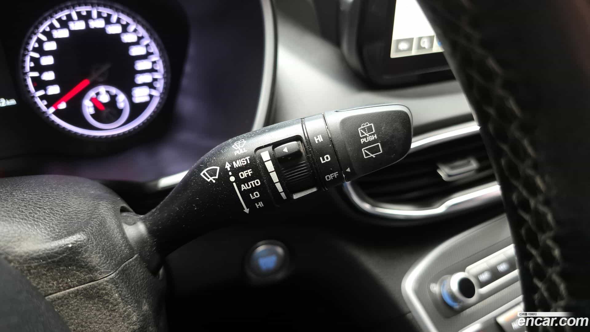 Santafe Hyundai 2022.11-OPTION-020