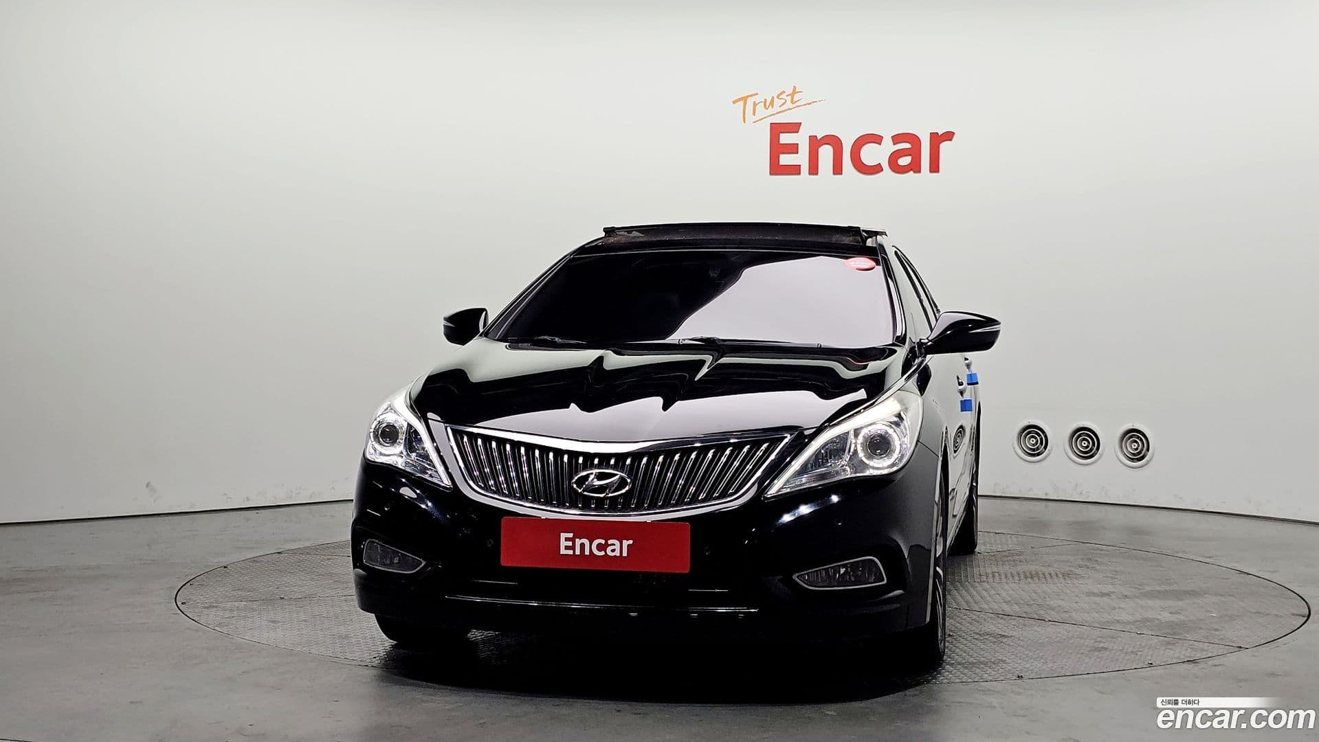 Main__Slider__Photo:Grandeur Hyundai 2014.0-2