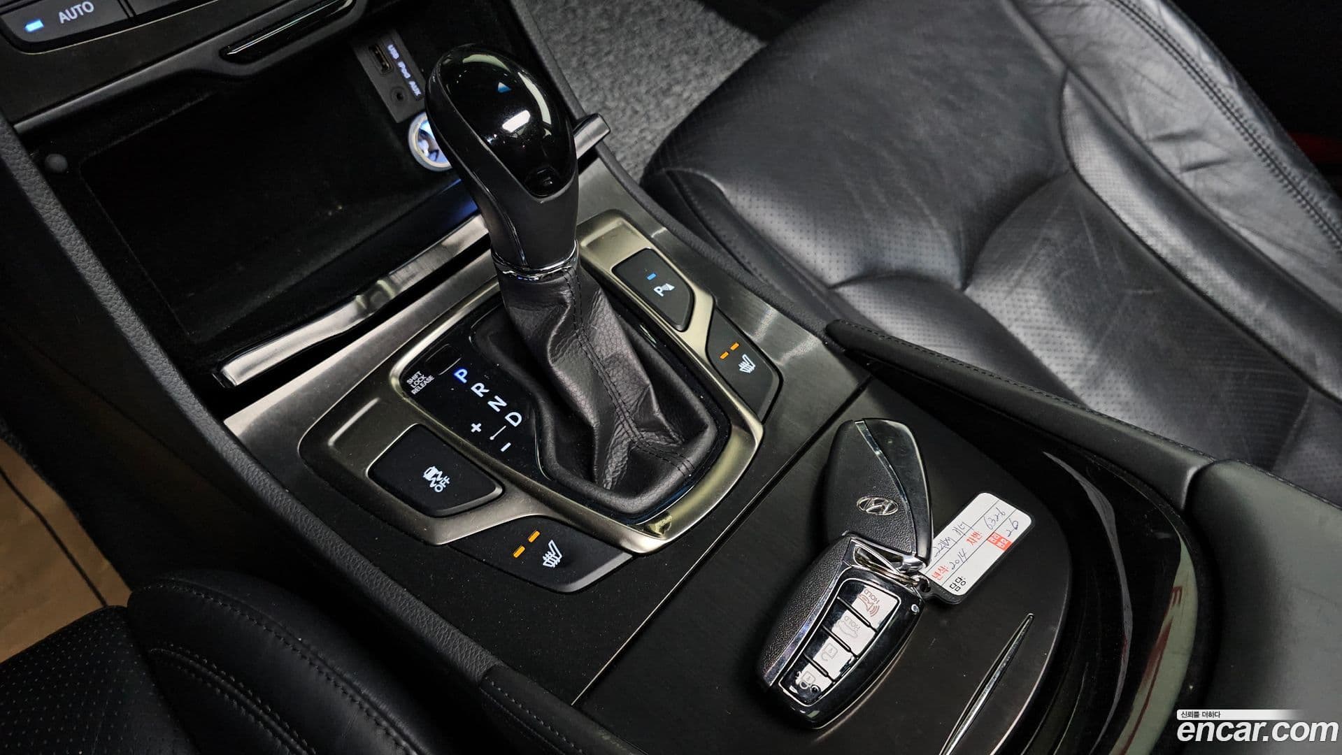 Main__Slider__Photo:Grandeur Hyundai 2014.0-8