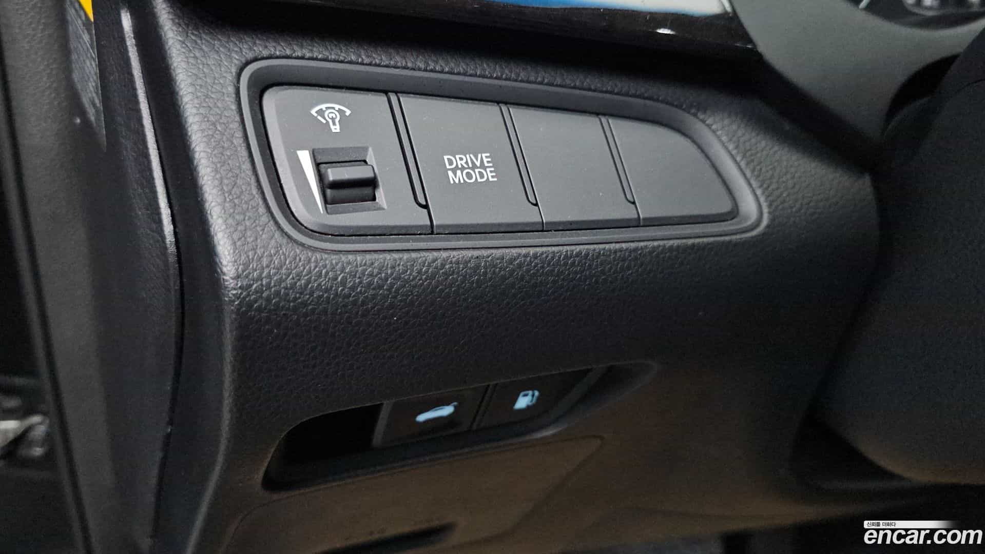 Grandeur Hyundai 2014.0-OPTION-018