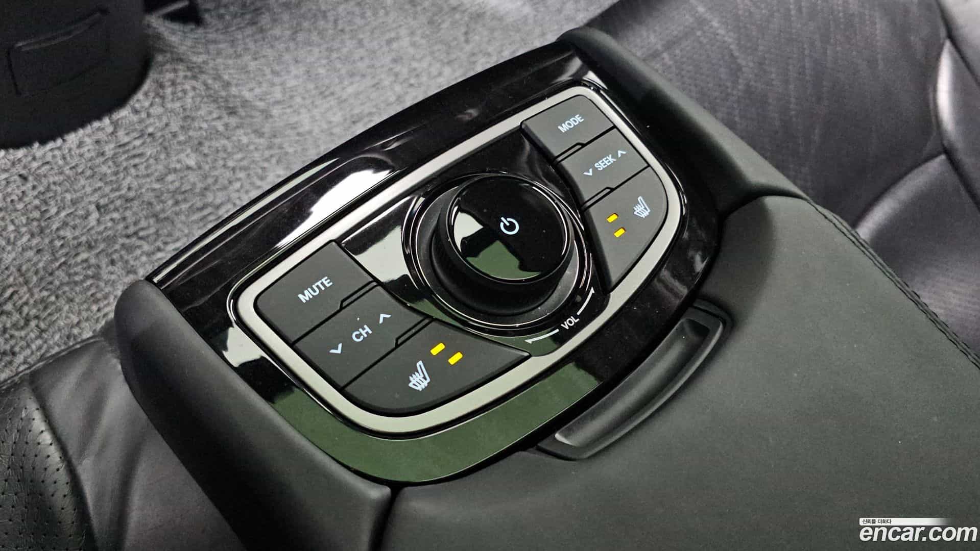 Grandeur Hyundai 2014.0-OPTION-024