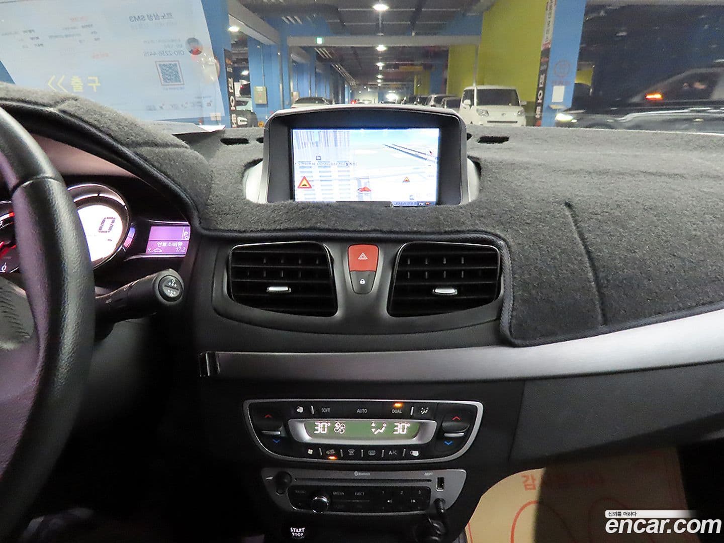 Main__Slider__Photo:SM3 Renault-KoreaSamsung 2017.9-11