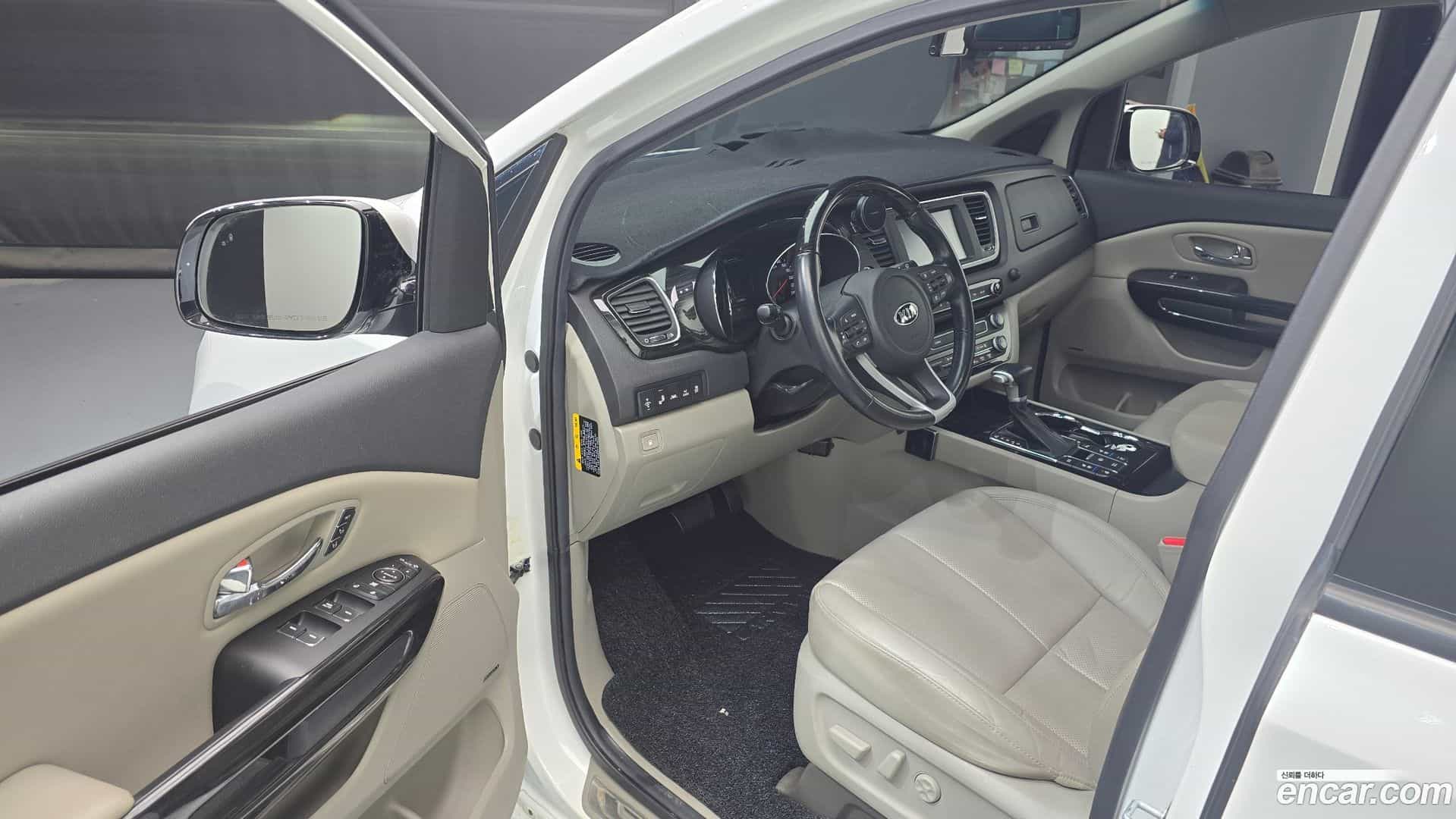 Canival Kia 2019.5-INNER-010