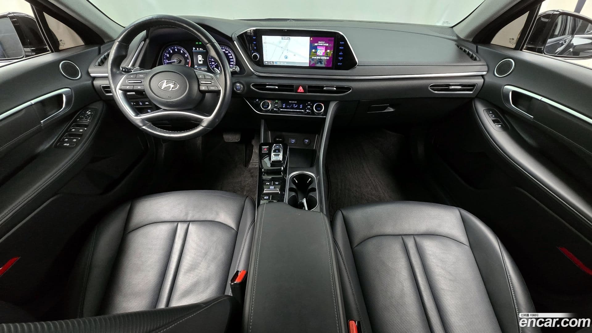 Main__Slider__Photo:Sonata Hyundai 2022.0-6