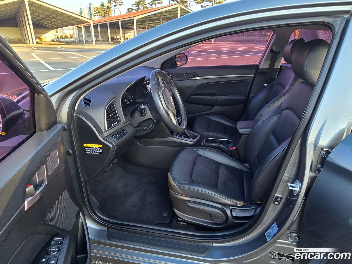 Main__Slider__Photo:AVANTE Hyundai 2015.11-5