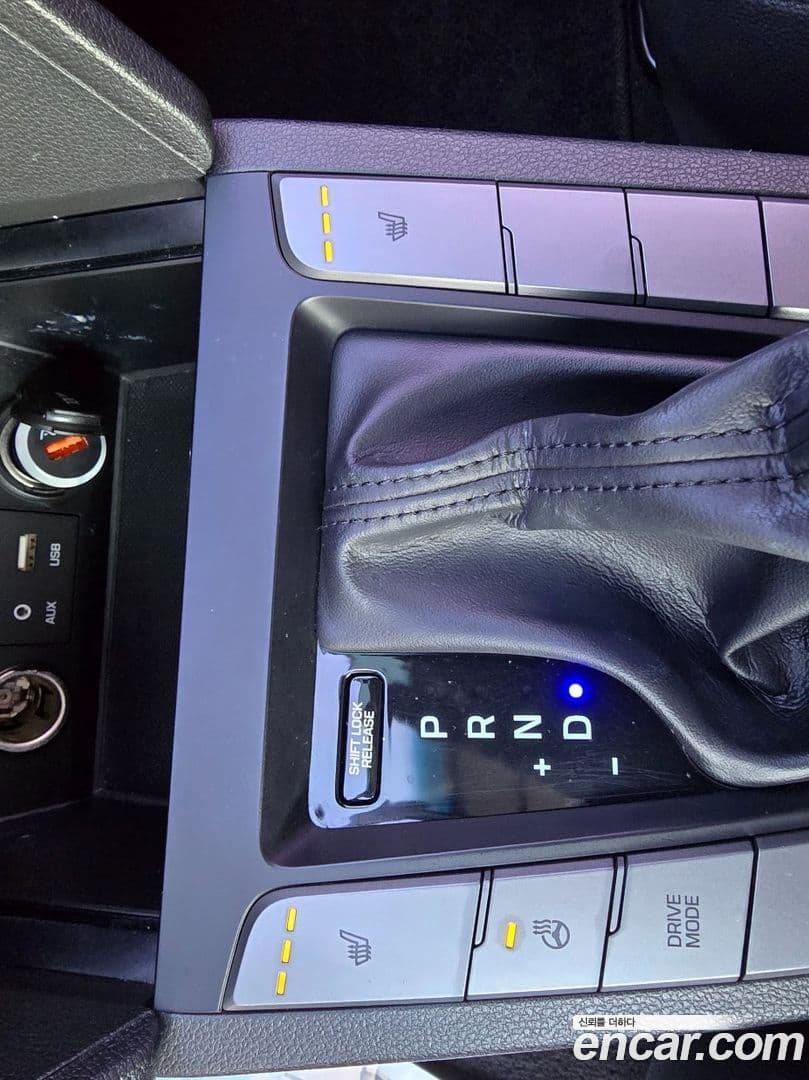 Main__Slider__Photo:AVANTE Hyundai 2015.11-8