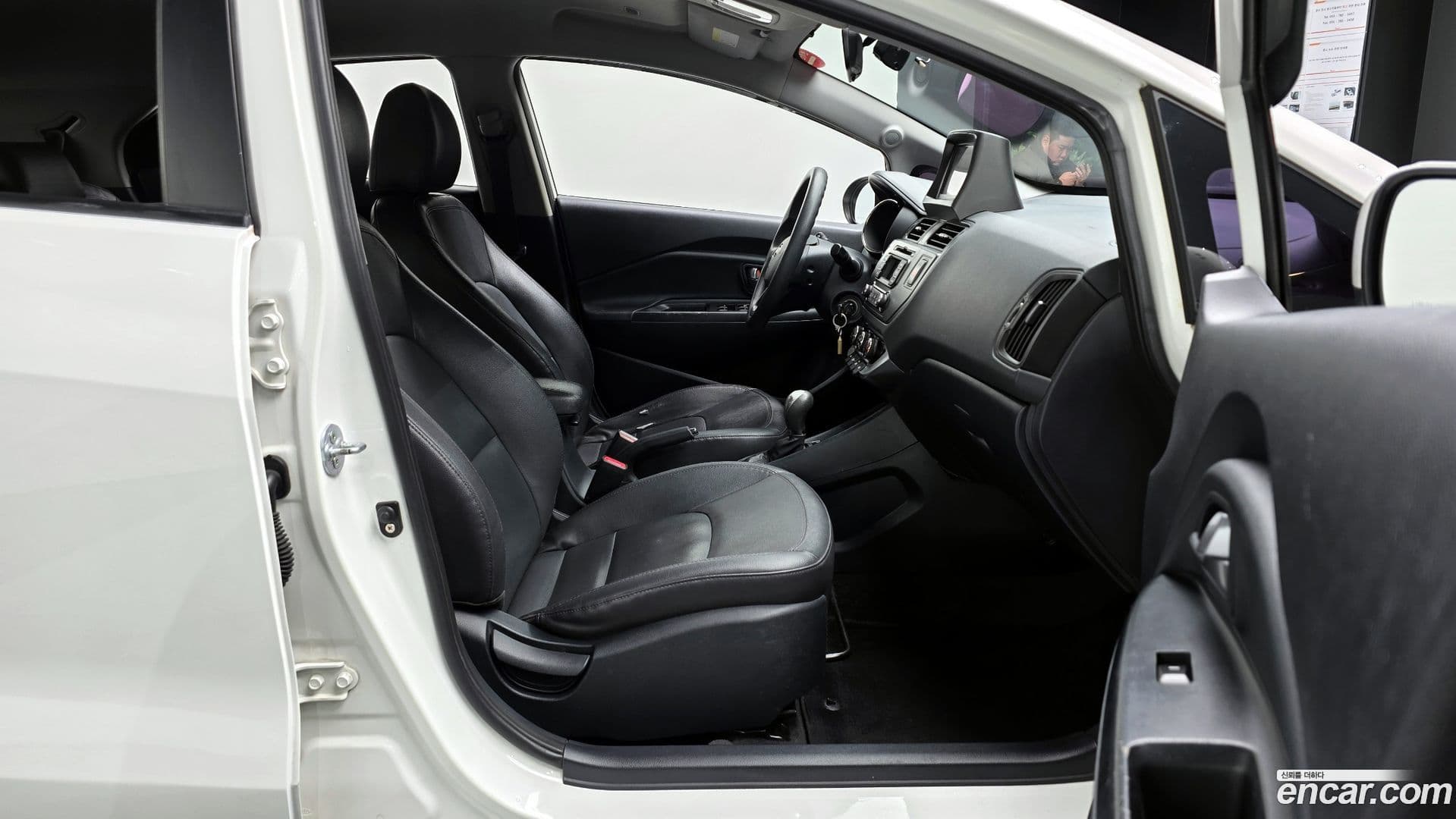 Main__Slider__Photo:pride Kia 2012.4-9