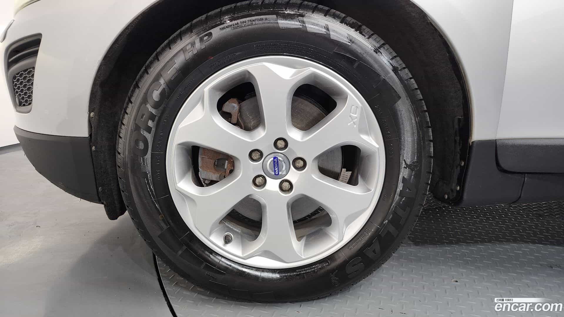 XC60 Volvo 2011.4-OUTER-005