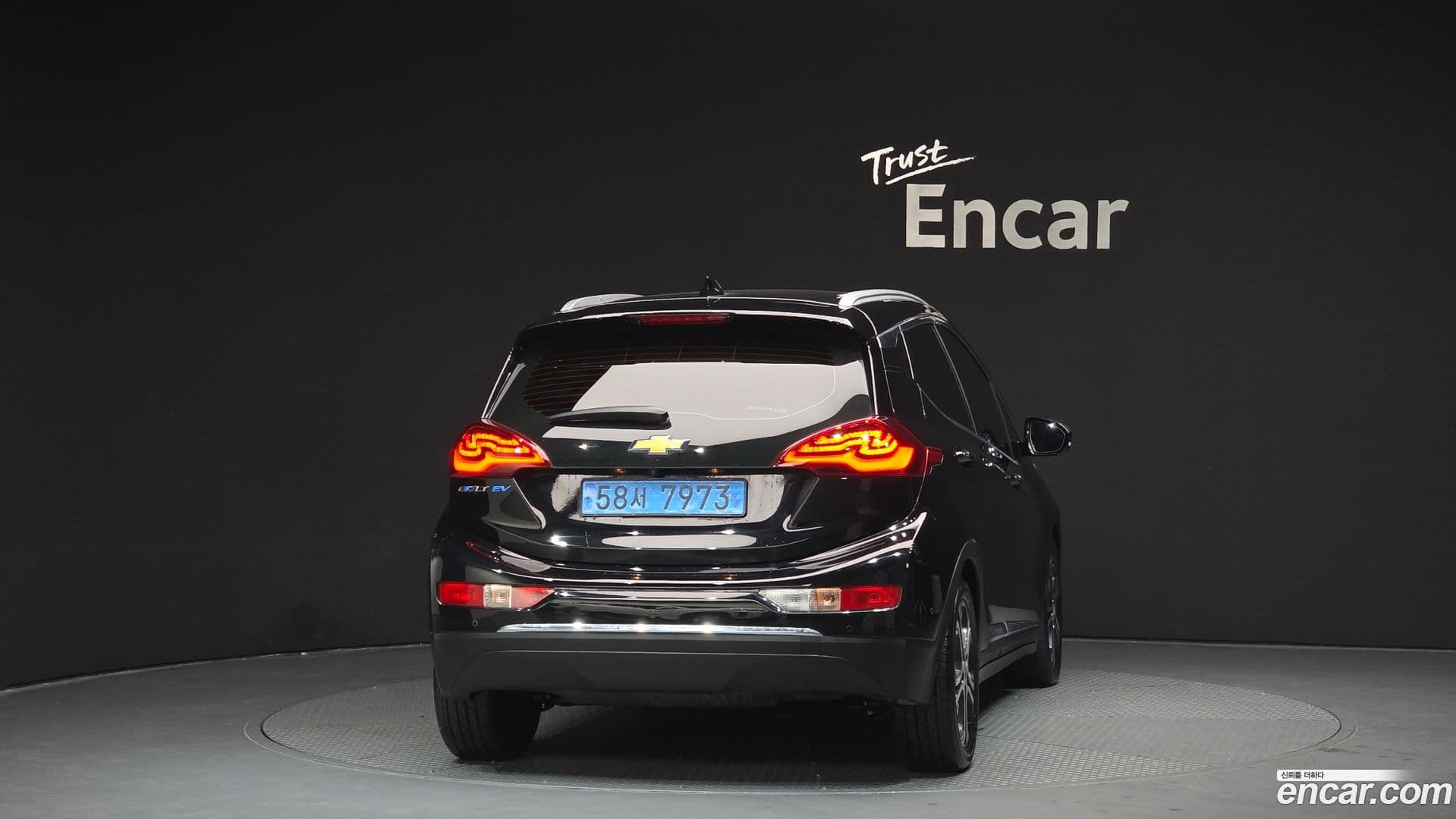 Main__Slider__Photo:Bolt EV ChevroletGMDaewoo 2021.5-3