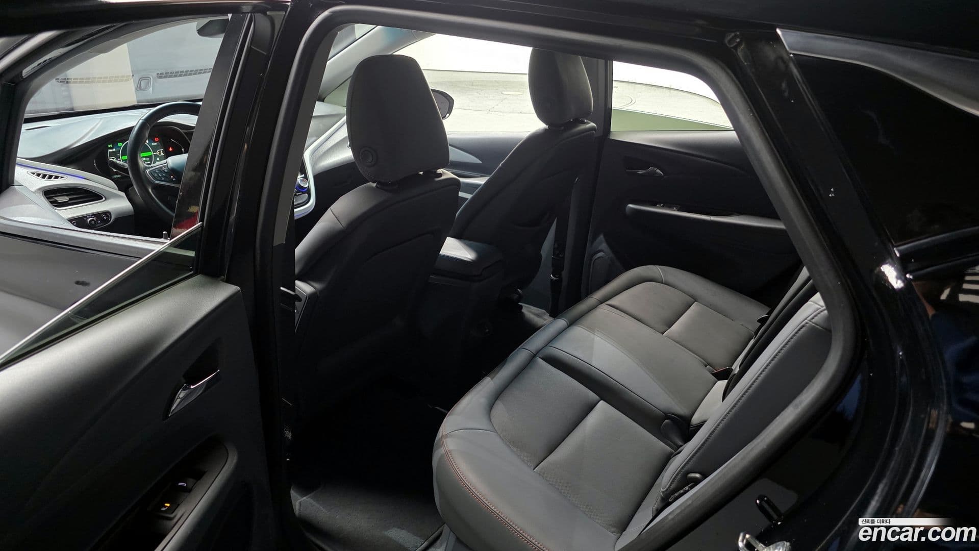 Main__Slider__Photo:Bolt EV ChevroletGMDaewoo 2021.5-10