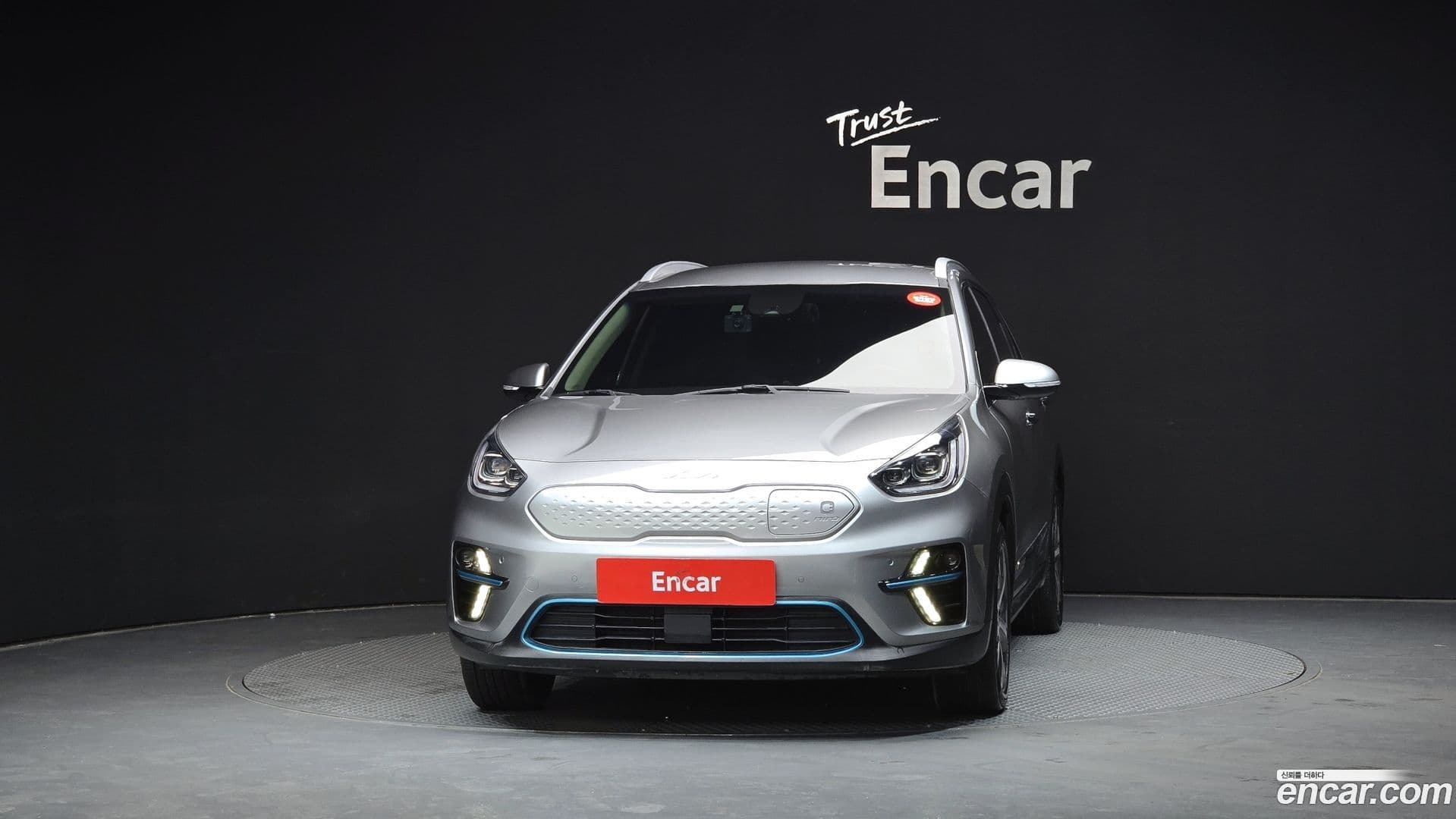 Main__Slider__Photo:Niro Kia 2021.9-2