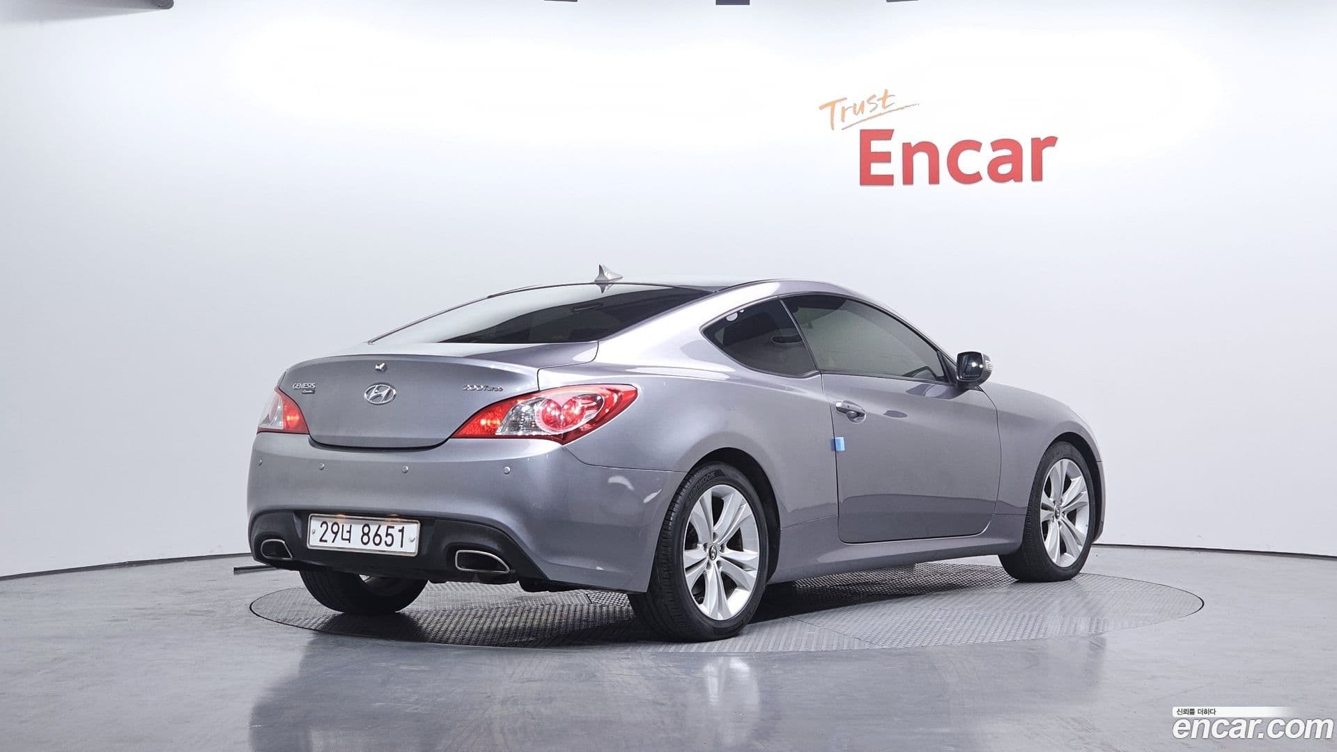 Main__Slider__Photo:Genesis Hyundai 2010.2-1