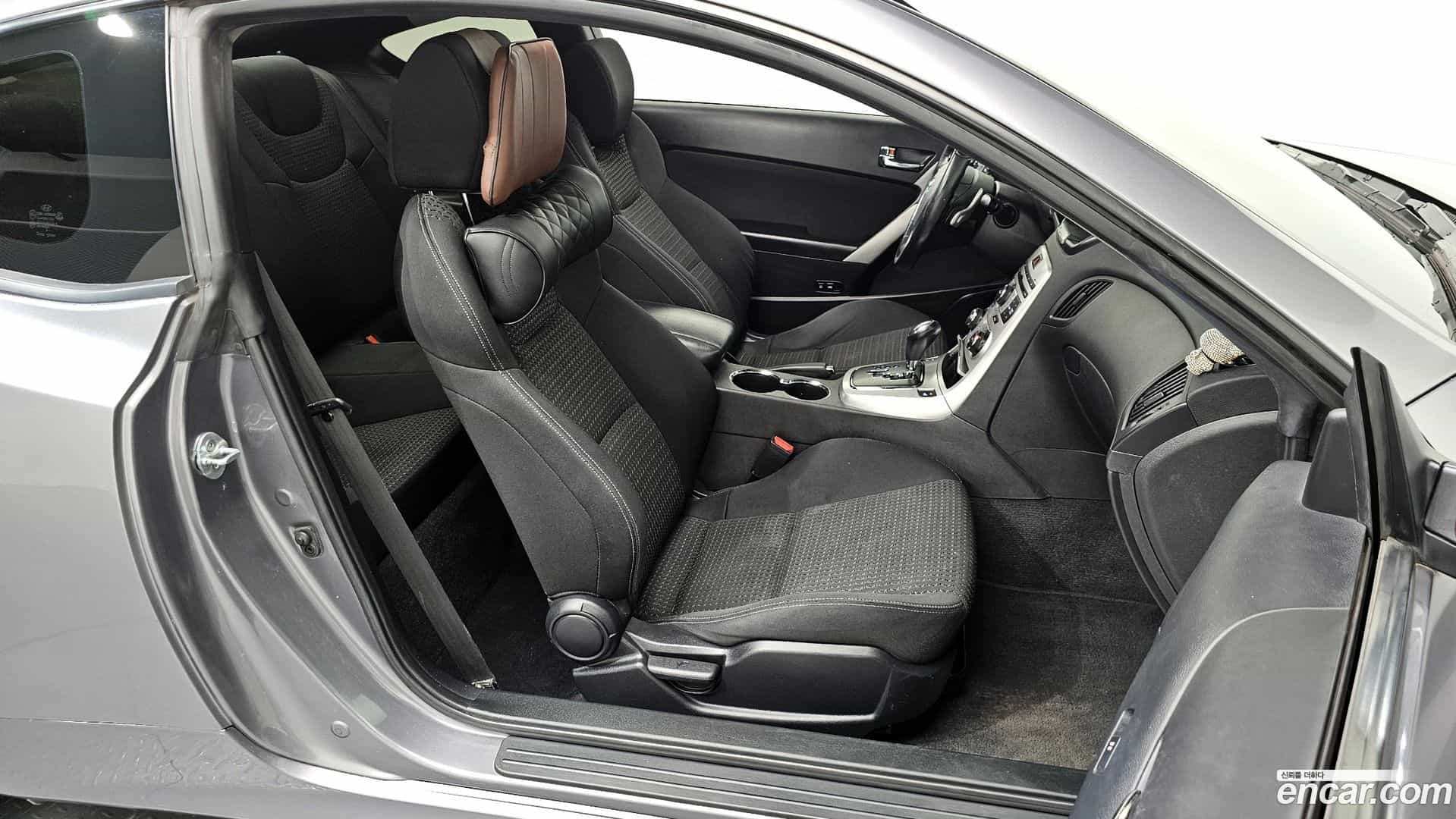 Genesis Hyundai 2010.2-OPTION-015