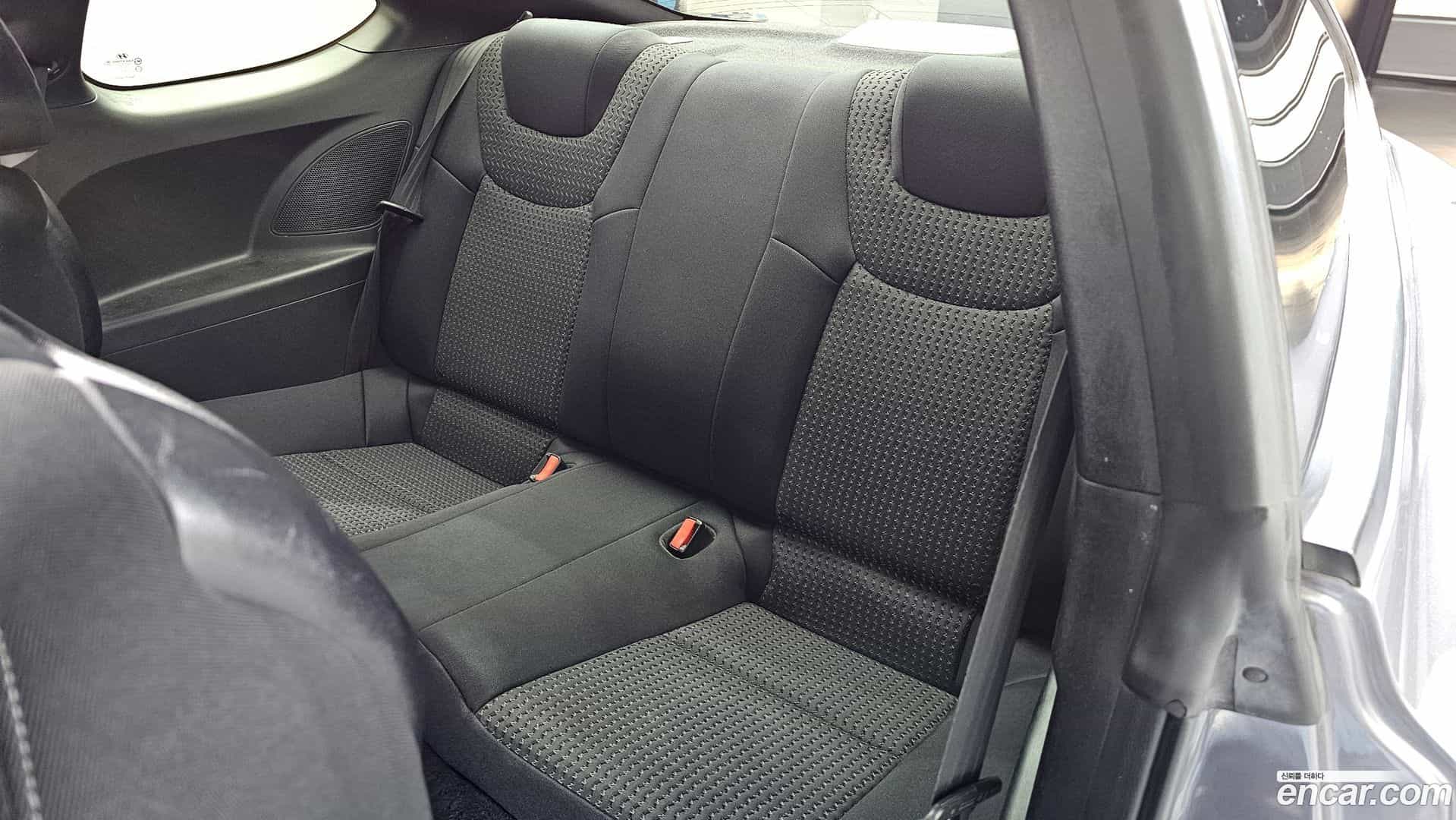 Genesis Hyundai 2010.2-OPTION-016