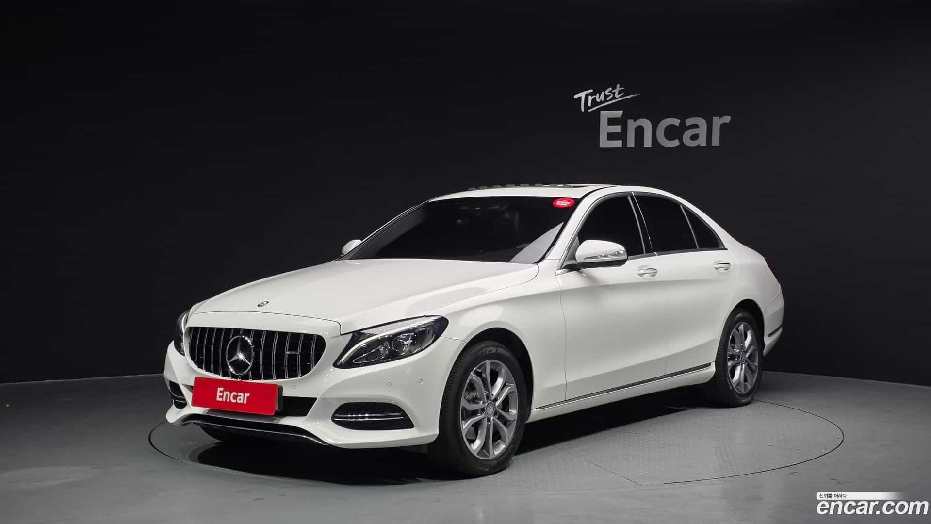 C-Class Mercedes-Benz 2014.9-OUTER-001