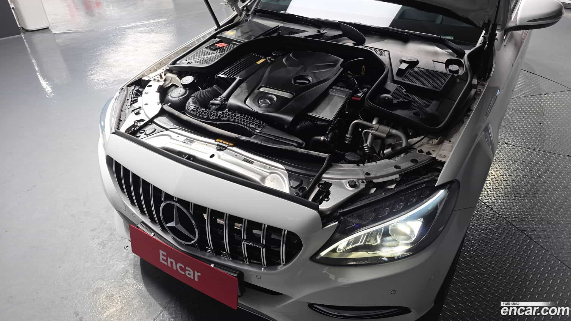 C-Class Mercedes-Benz 2014.9-OUTER-006