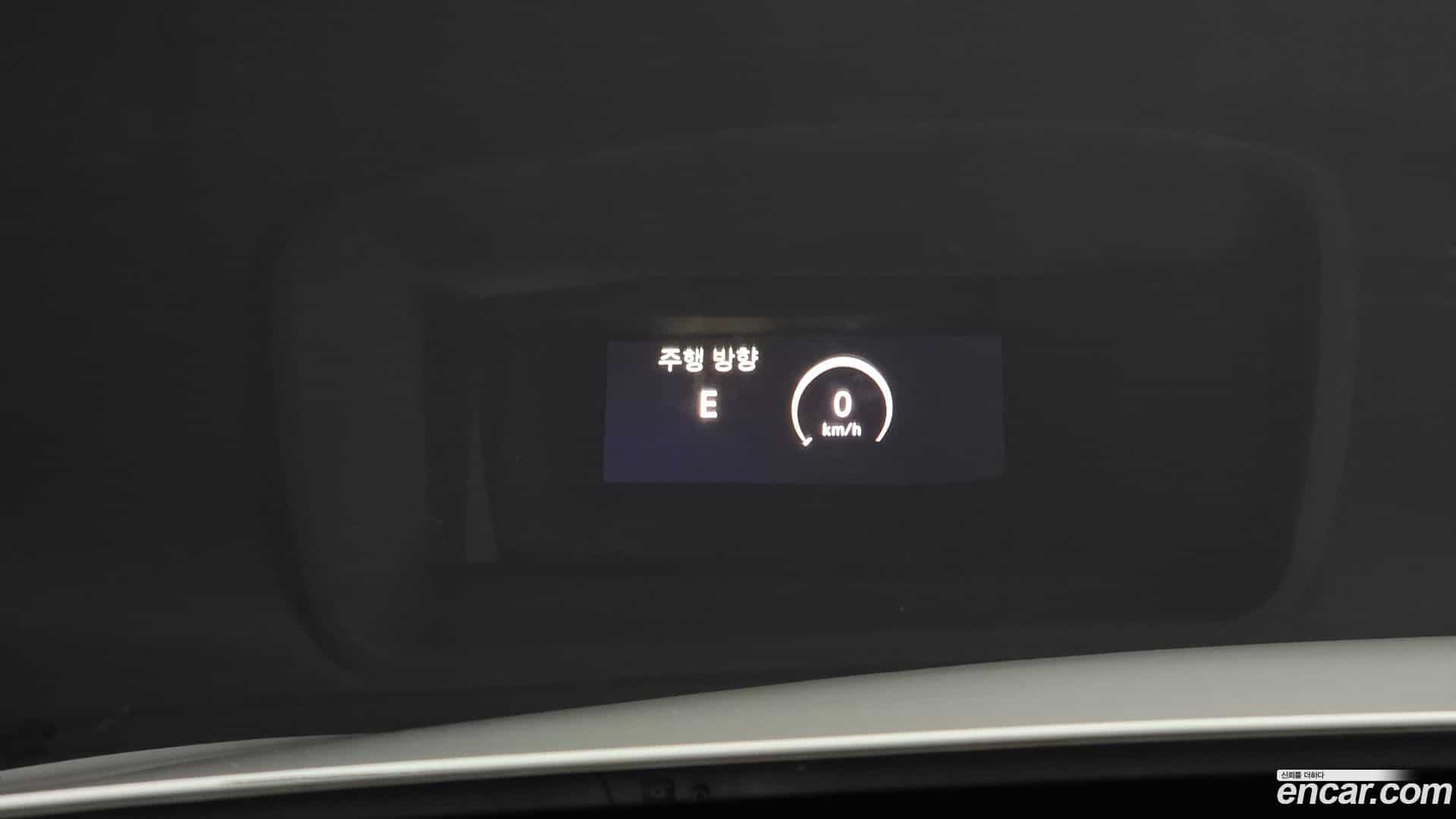 C-Class Mercedes-Benz 2014.9-OPTION-020