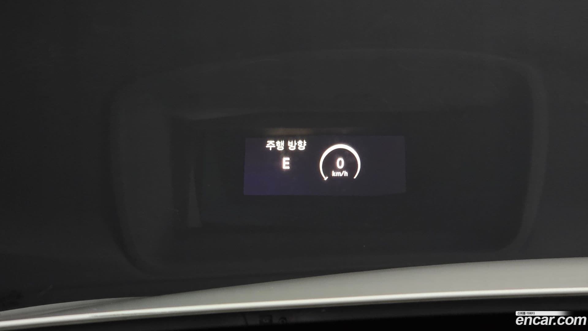 Main__Slider__Photo:C-Class Mercedes-Benz 2014.9-15