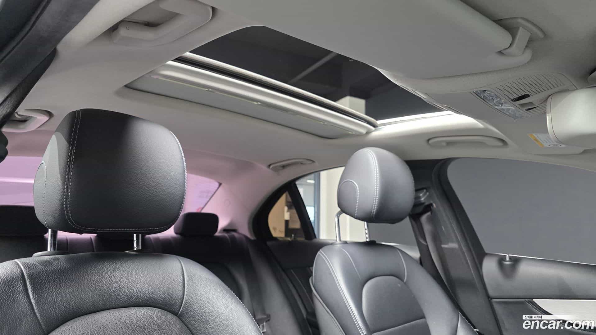 C-Class Mercedes-Benz 2014.9-OPTION-021