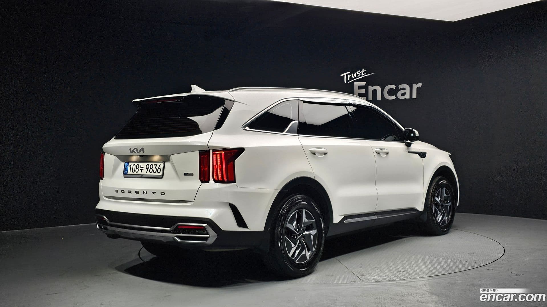 Main__Slider__Photo:Sorento Kia 2021.11-1