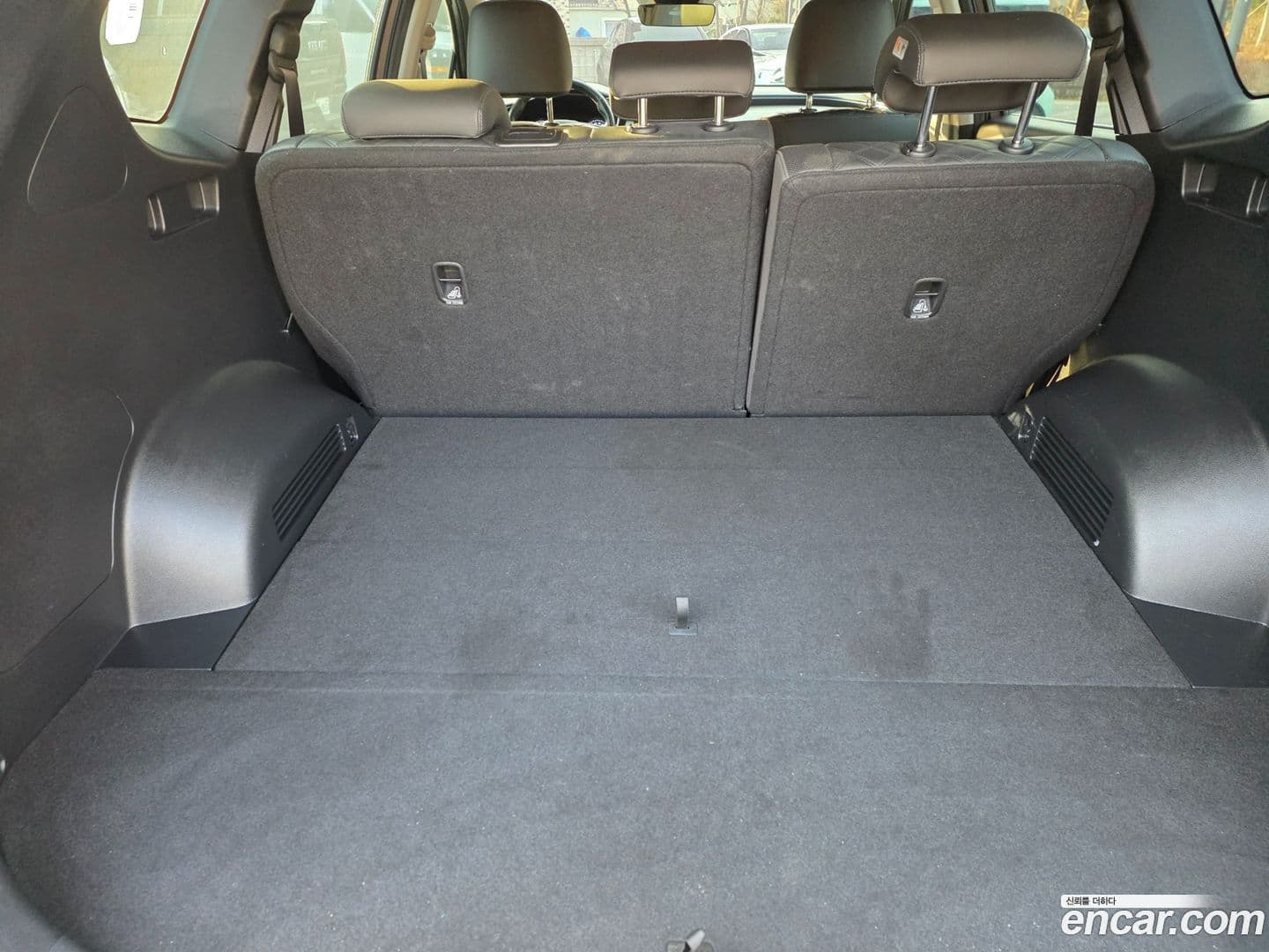 Main__Slider__Photo:Santafe Hyundai 2021.0-4