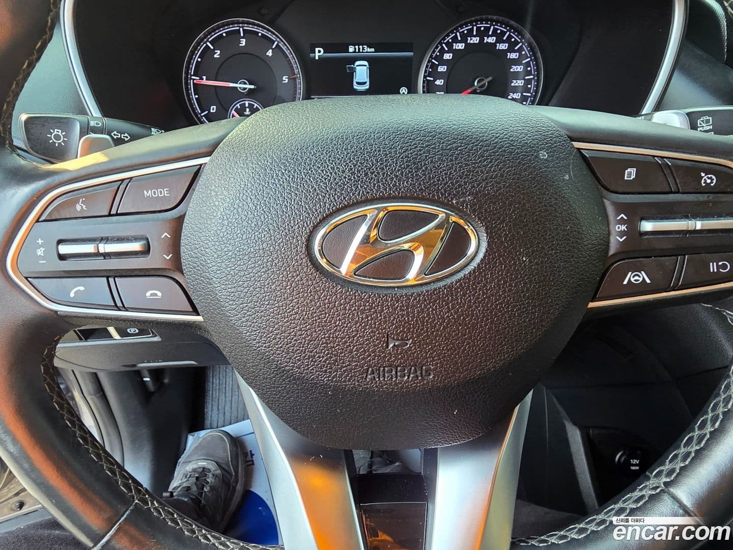 Main__Slider__Photo:Santafe Hyundai 2021.0-11