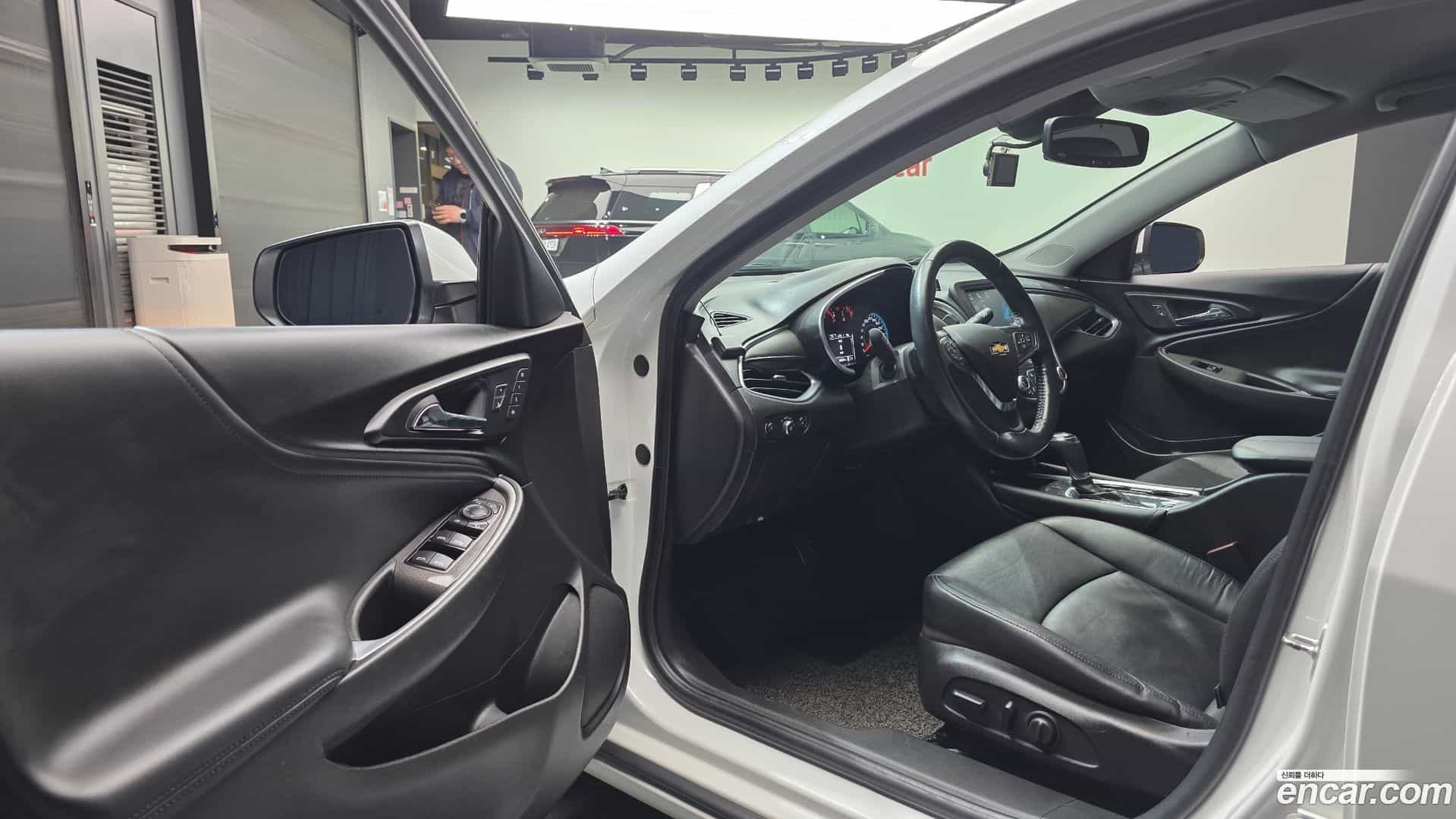 Malibu ChevroletGMDaewoo 2016.5-INNER-010