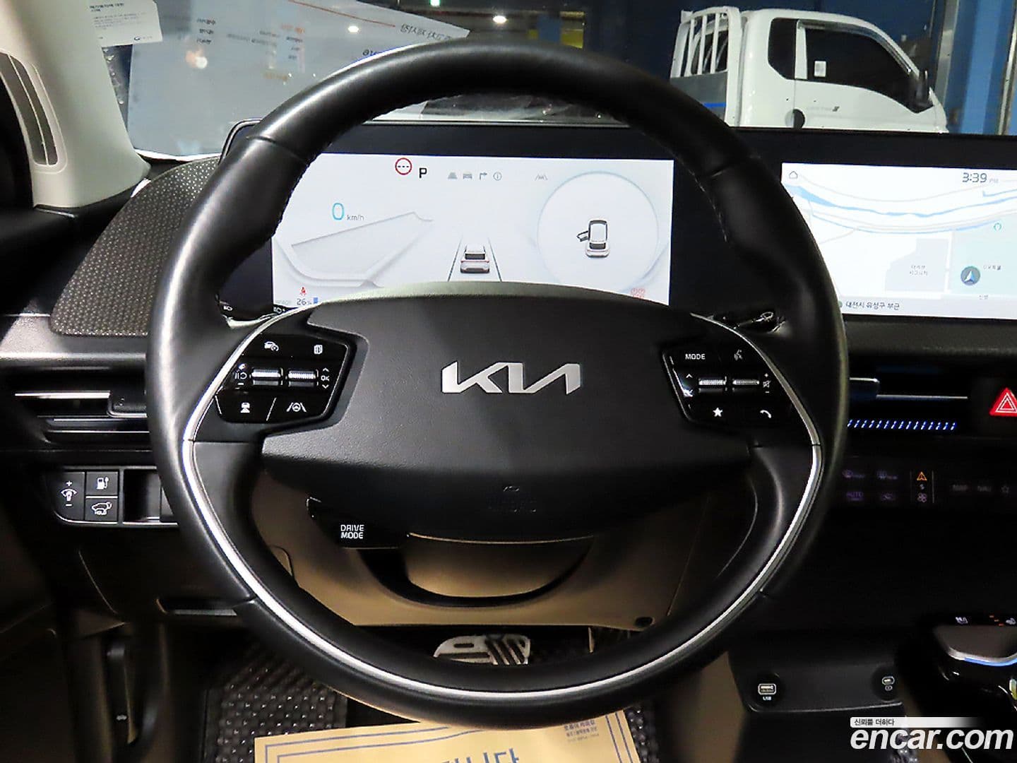 Main__Slider__Photo:EV6 Kia 2022.1-10