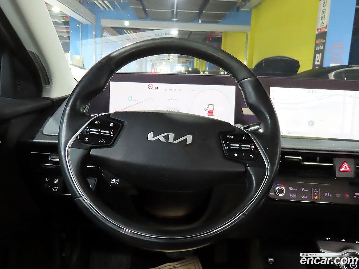 Main__Slider__Photo:EV6 Kia 2021.11-10