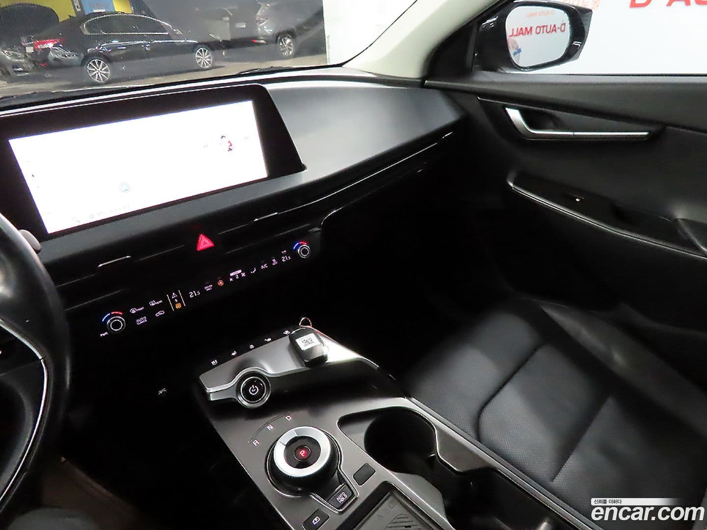 Main__Slider__Photo:EV6 Kia 2021.11-11