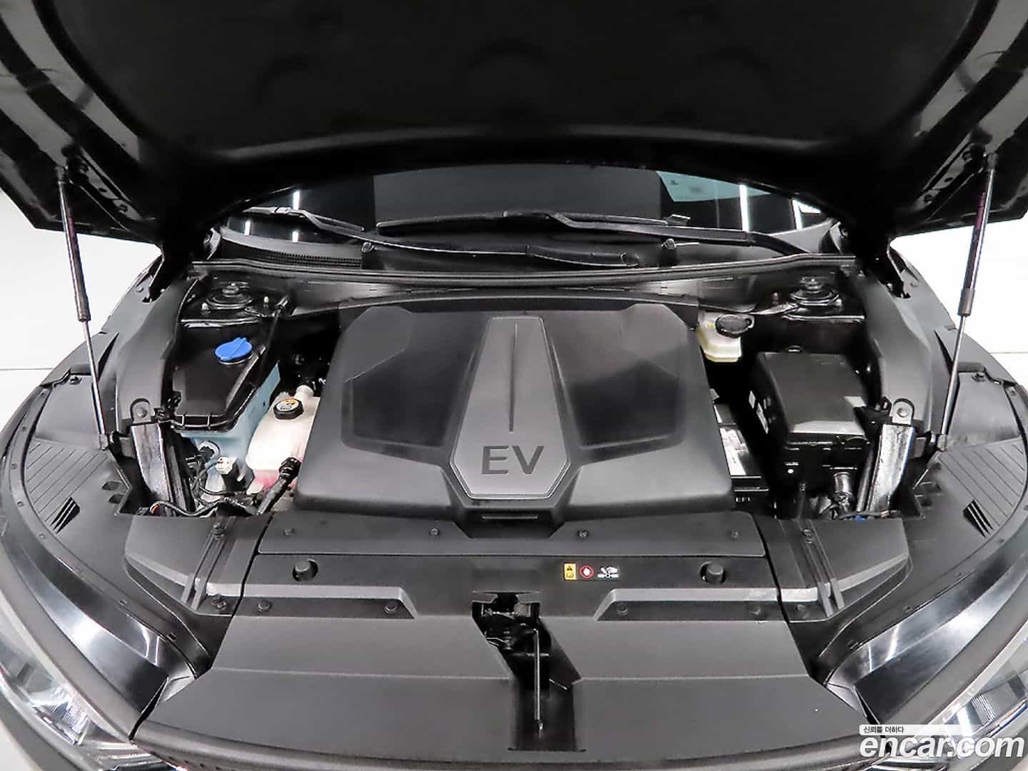 EV6 Kia 2021.11-OPTION-023